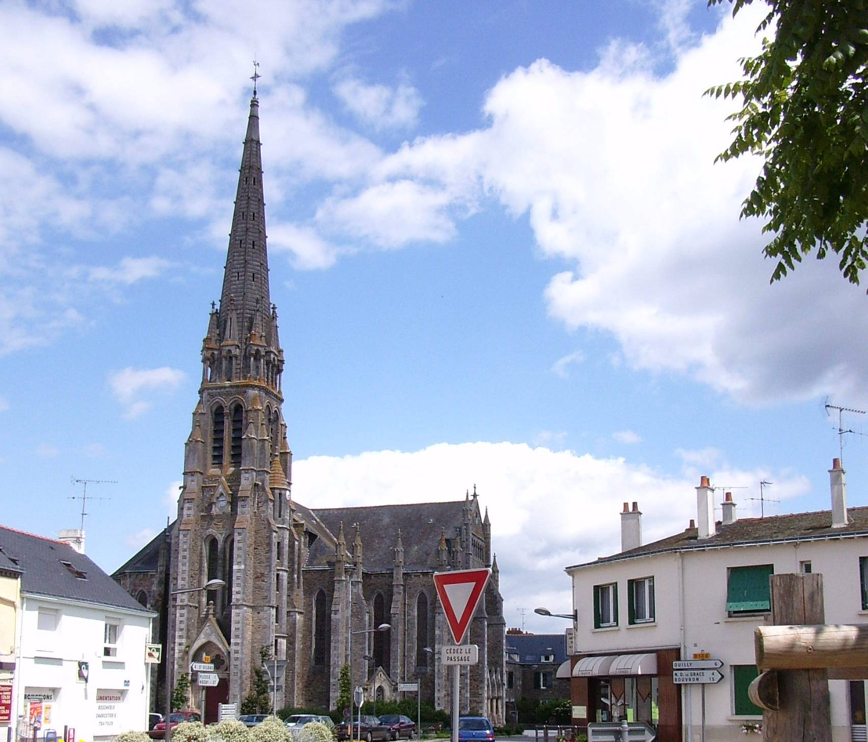 Photo de Kirche von Guenrouet