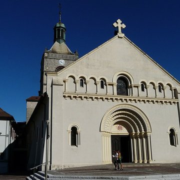 Église Notre-Dame de lAssomption dÉvian-les-Bains