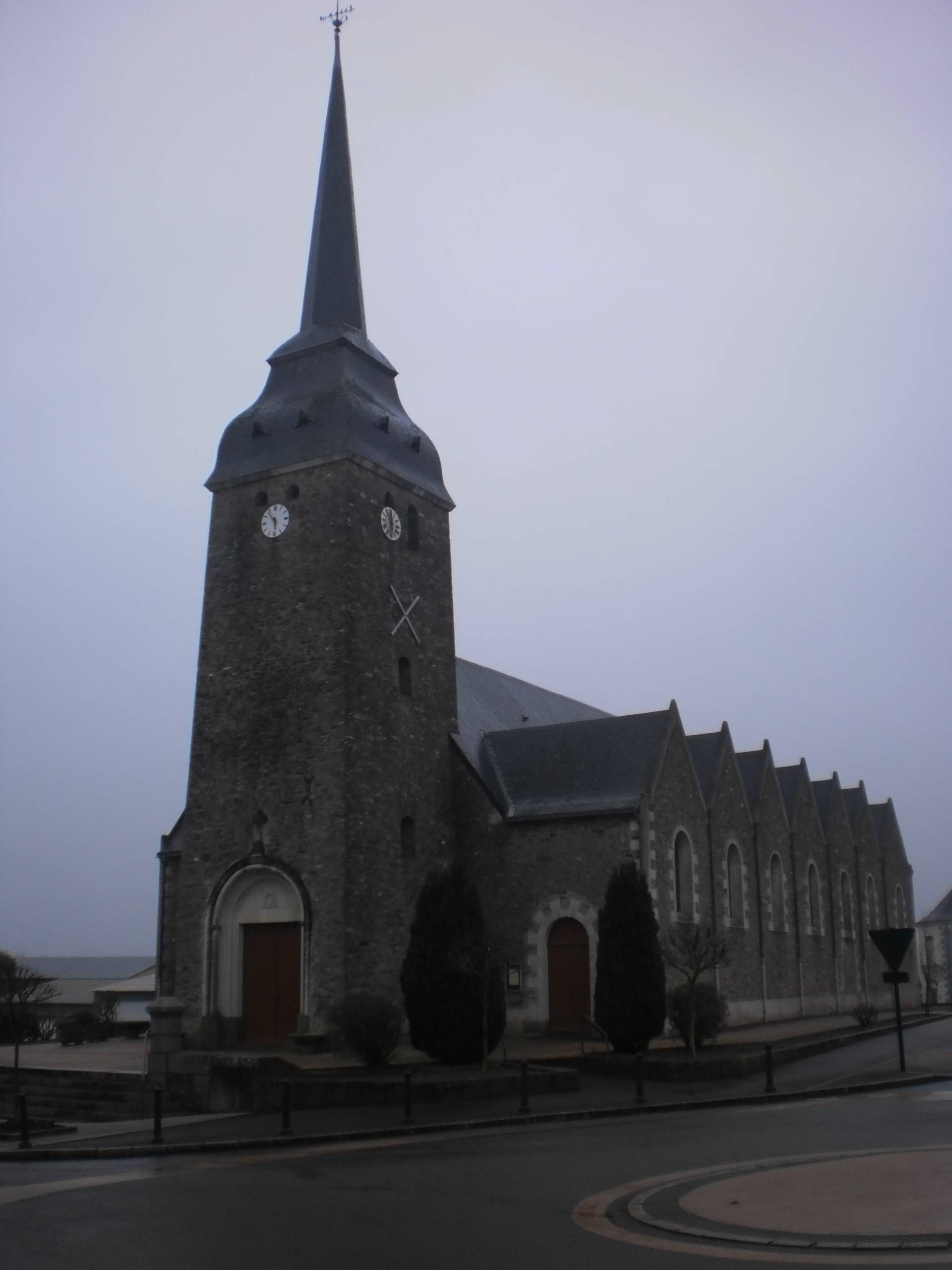 Photo de Kirche Saint Pierre und Saint Paul de Maumusson
