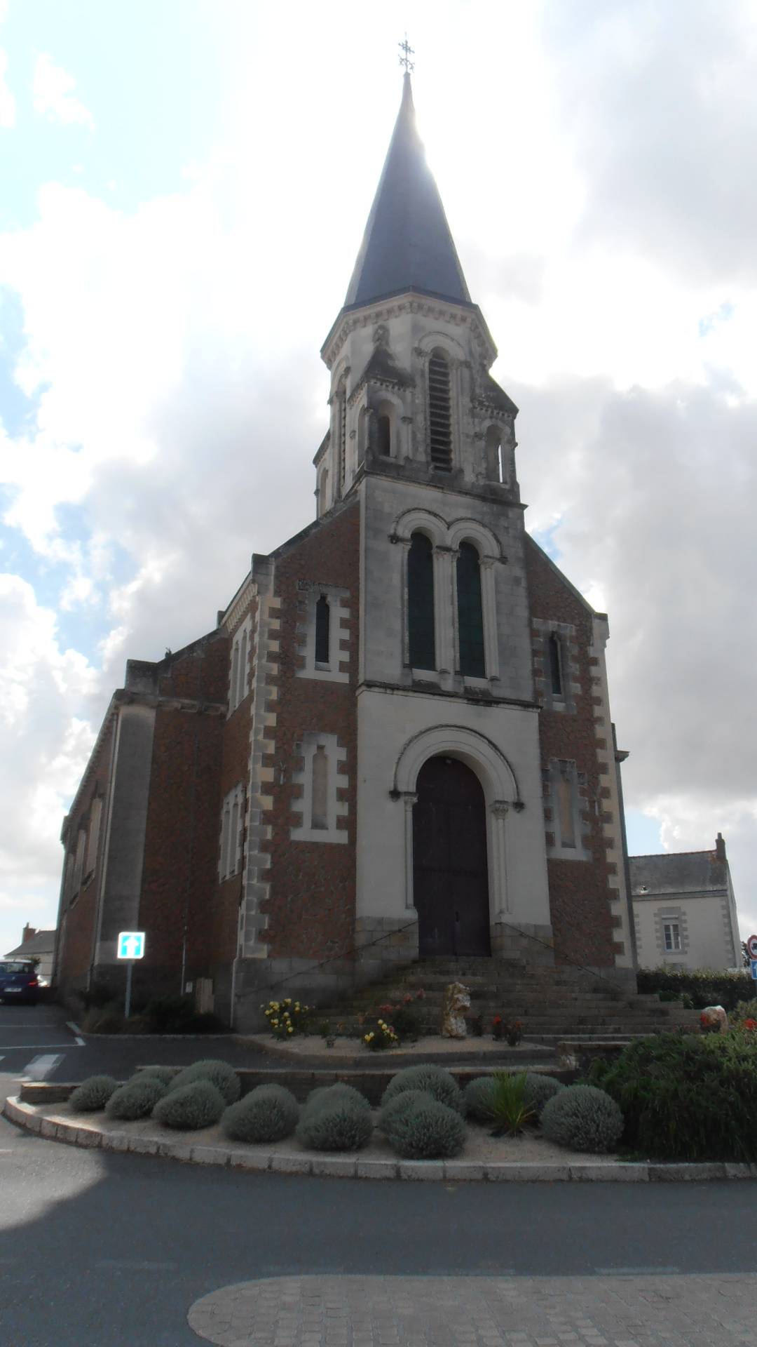 Photo de Église Notre-Dame-de-l'Assomption de La Roche-Blanche