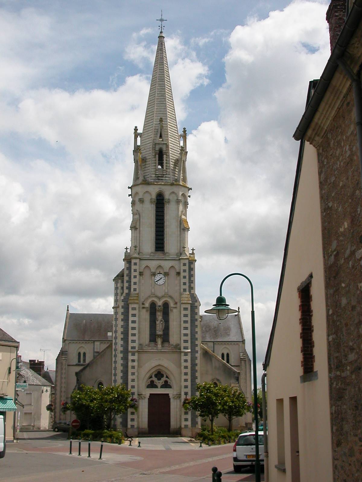 Photo de Église Saint-Pierre-et-Saint-Paul de Saffré