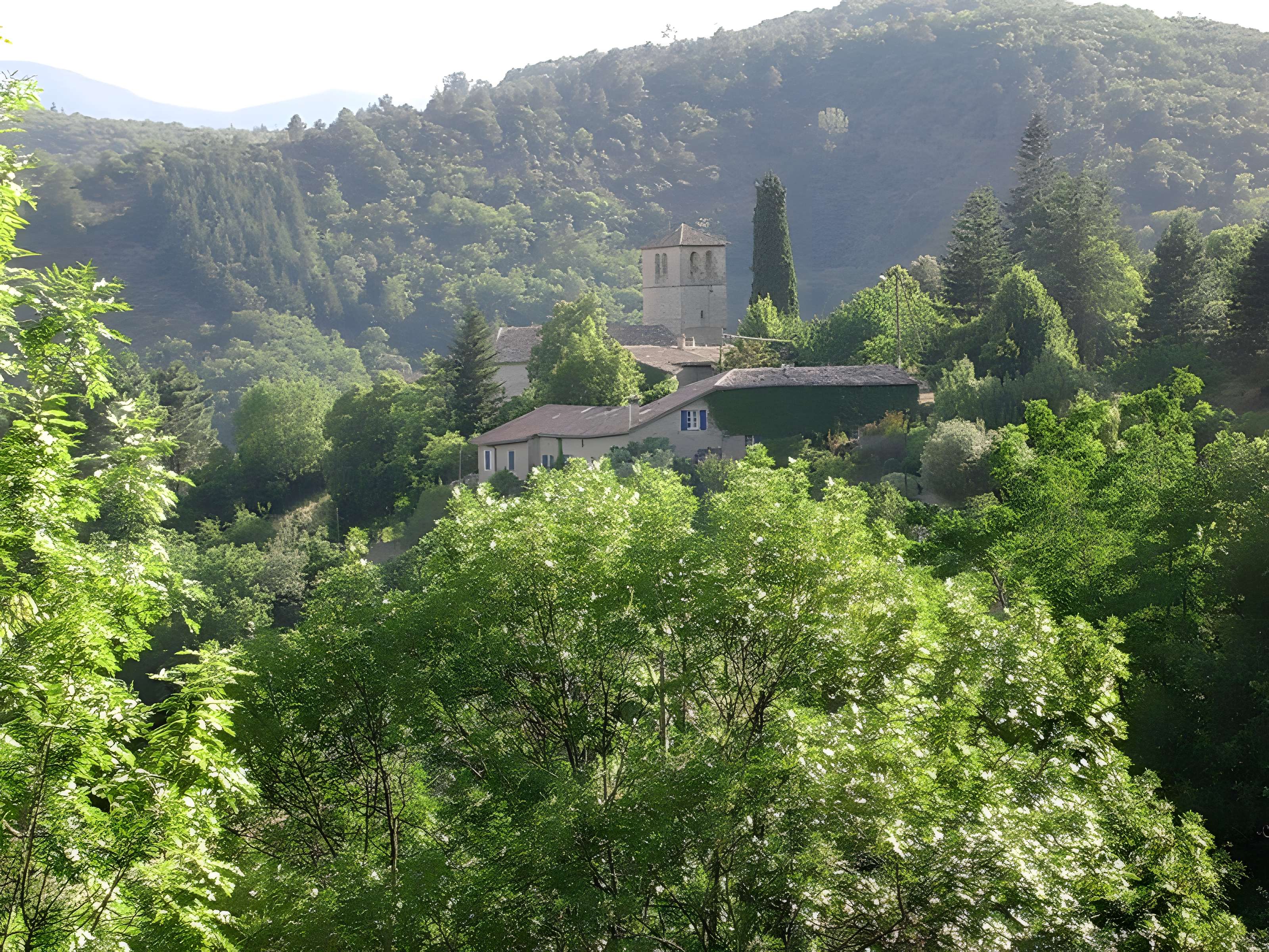 Eglise de Nieigles à Pont-de-Labeaume 