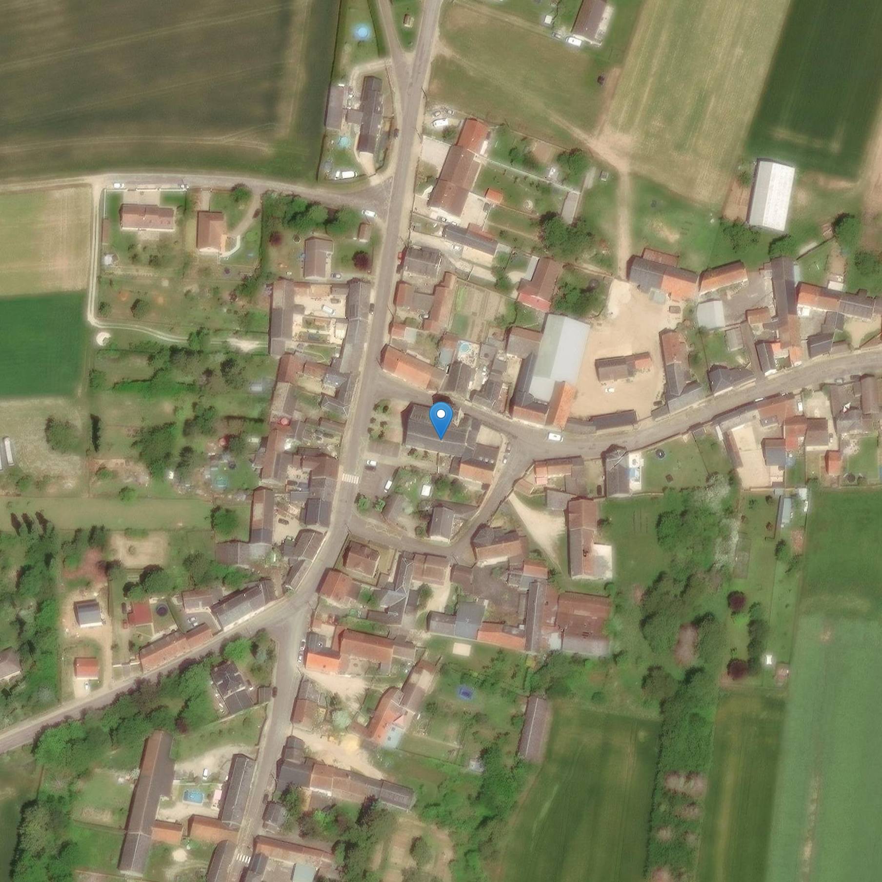 Photo de 恩根维尔圣但尼教堂