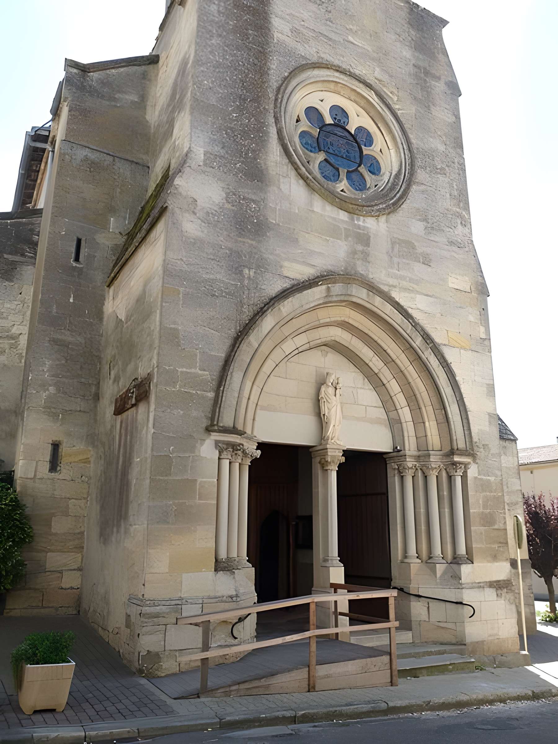 Église Notre-Dame de Sauveterre-de-Guyenne