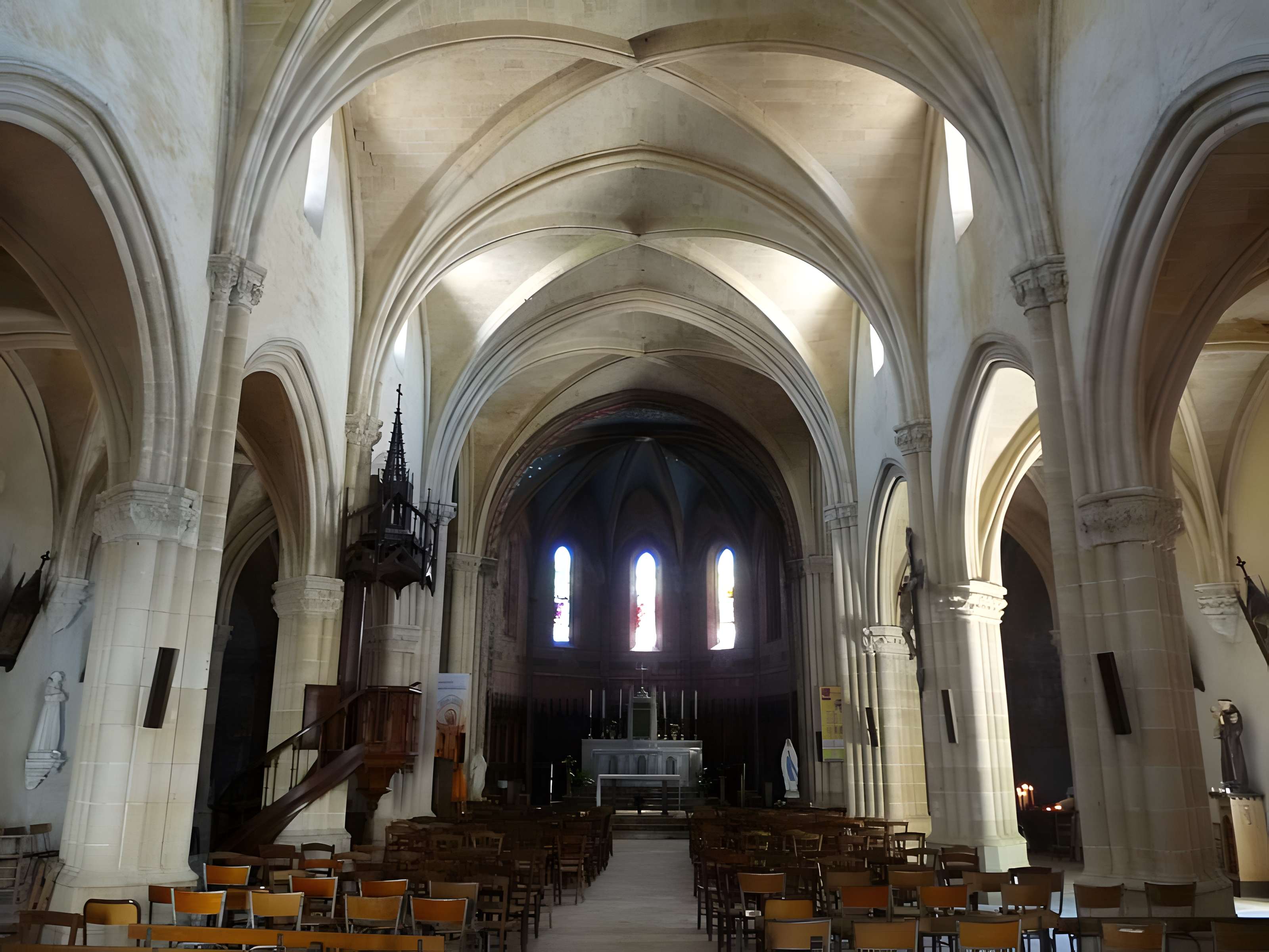 Église Notre-Dame de Sauveterre-de-Guyenne