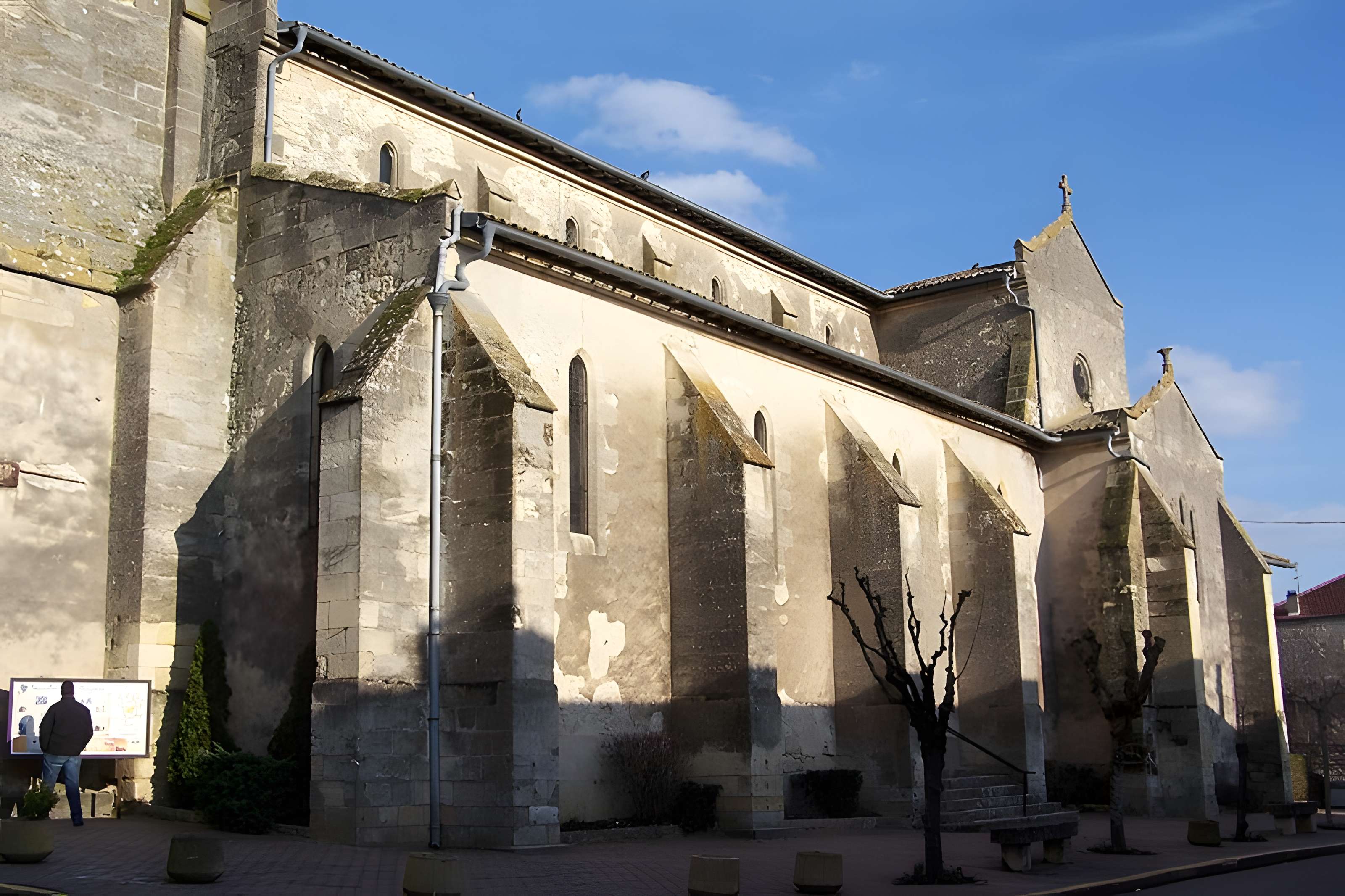 Église Notre-Dame de Sauveterre-de-Guyenne