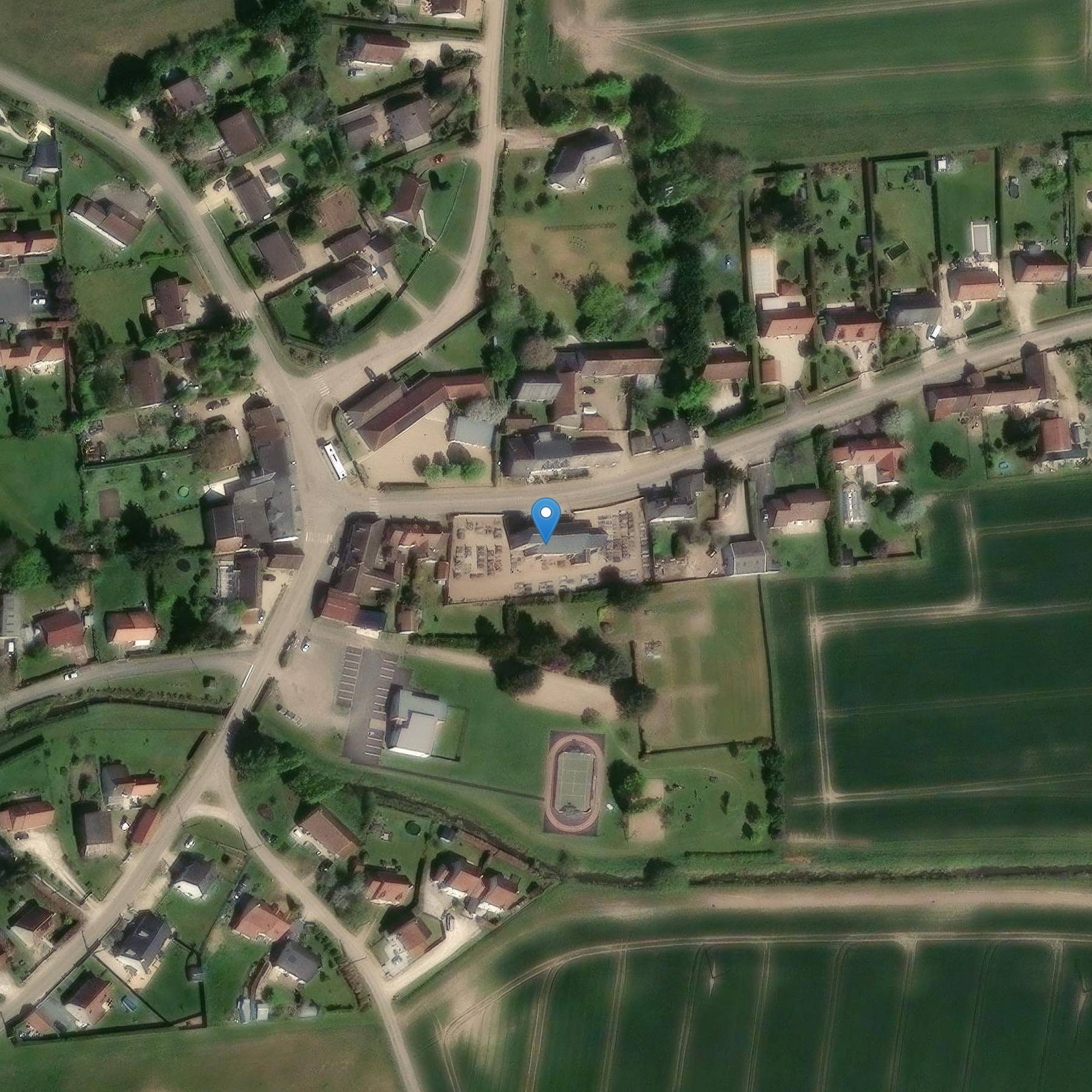 Photo de Église Saint-Pierre-Saint-Laurent d'Ouvrouer-les-Champs