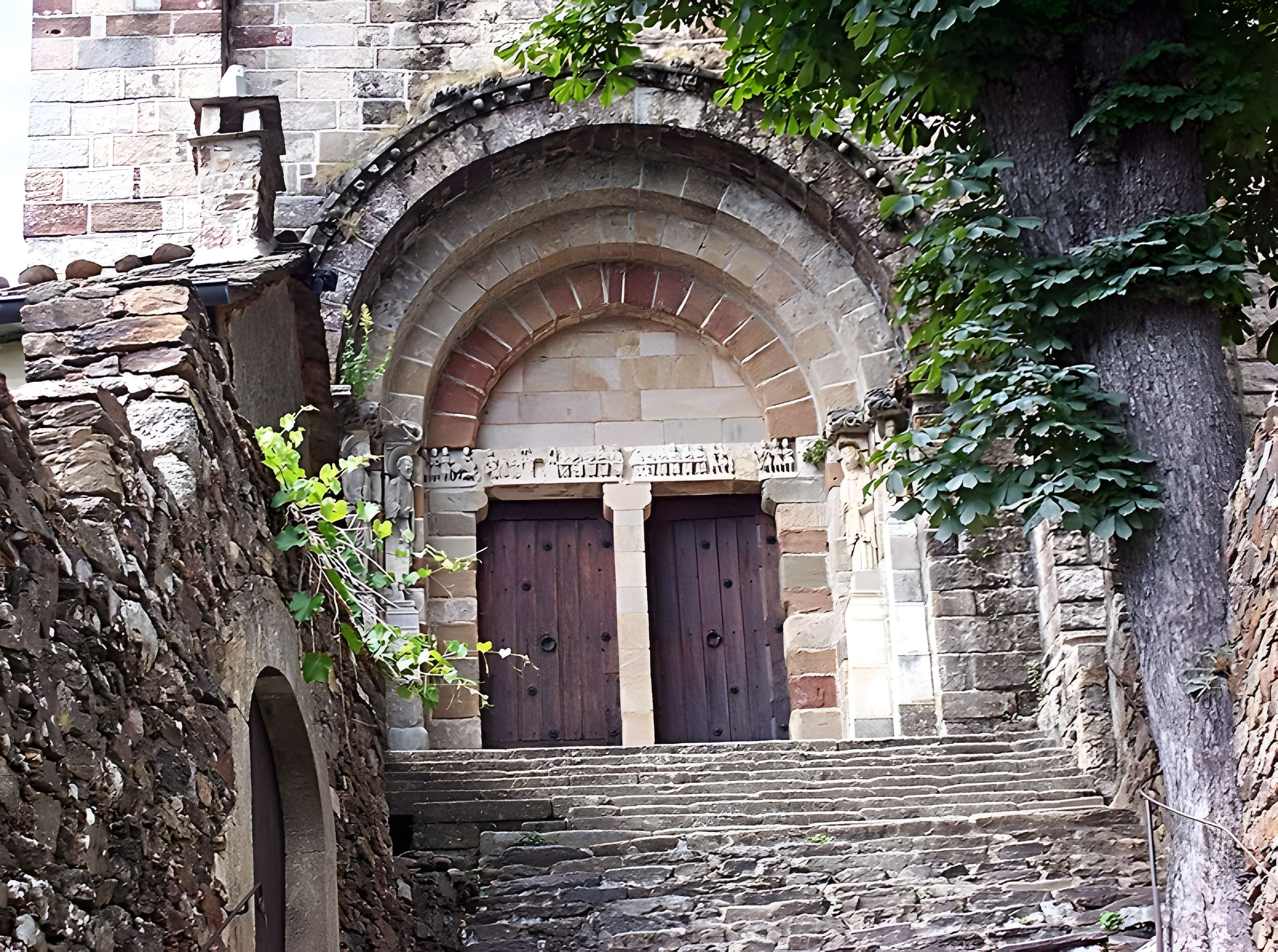 Église Notre-Dame de Thines