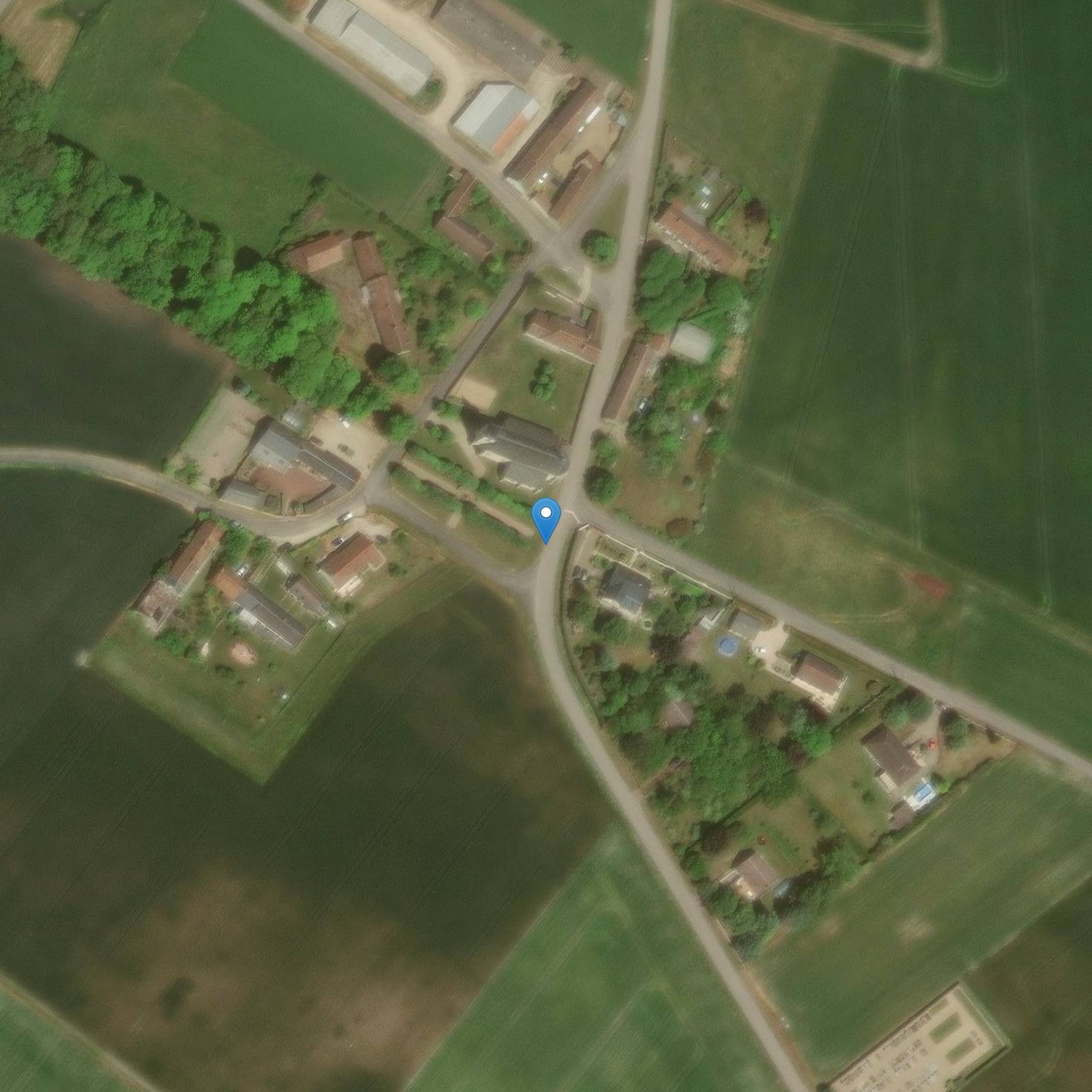 Photo de サン・ミッシェル・サン・ミッシェル教会 (Loiret)