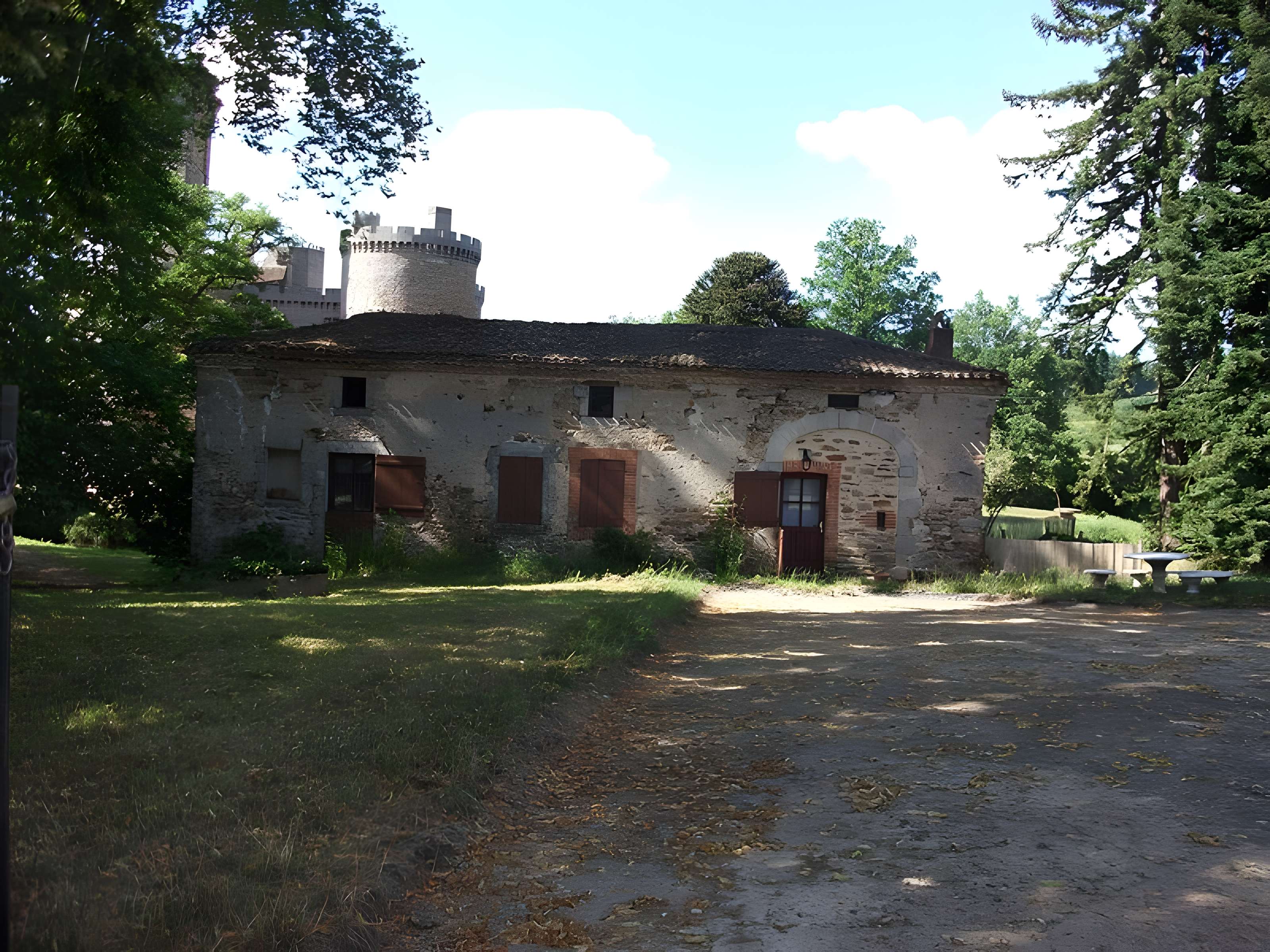 Château de Montbrun