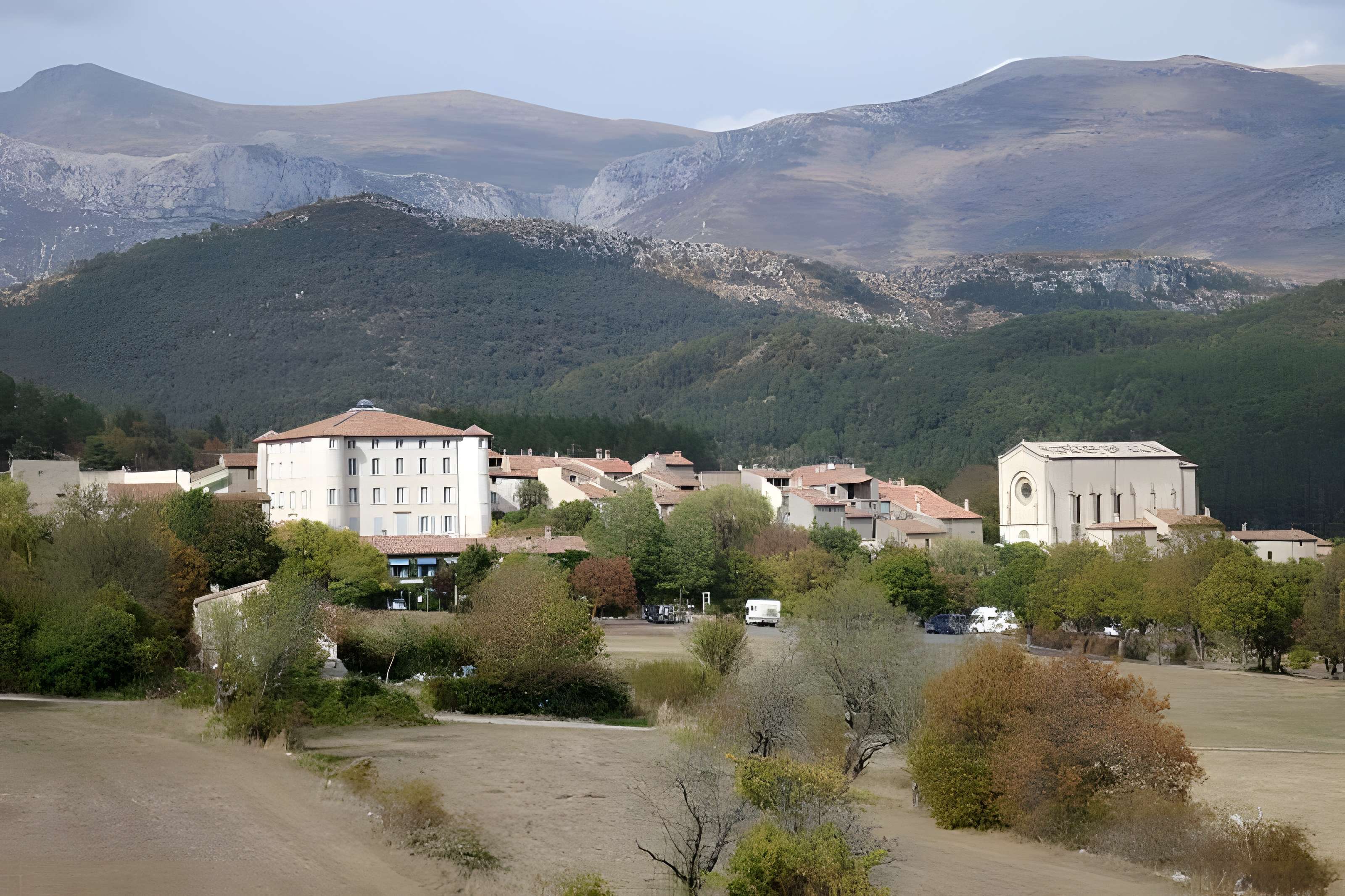 Église Notre-Dame de Vauvert
