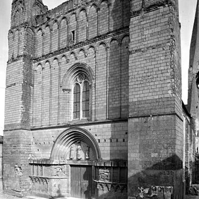 Photo de Église Notre-Dame du Puy-Notre-Dame