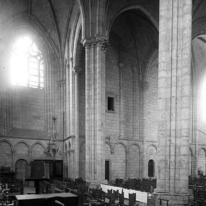 Photo de Église Notre-Dame du Puy-Notre-Dame