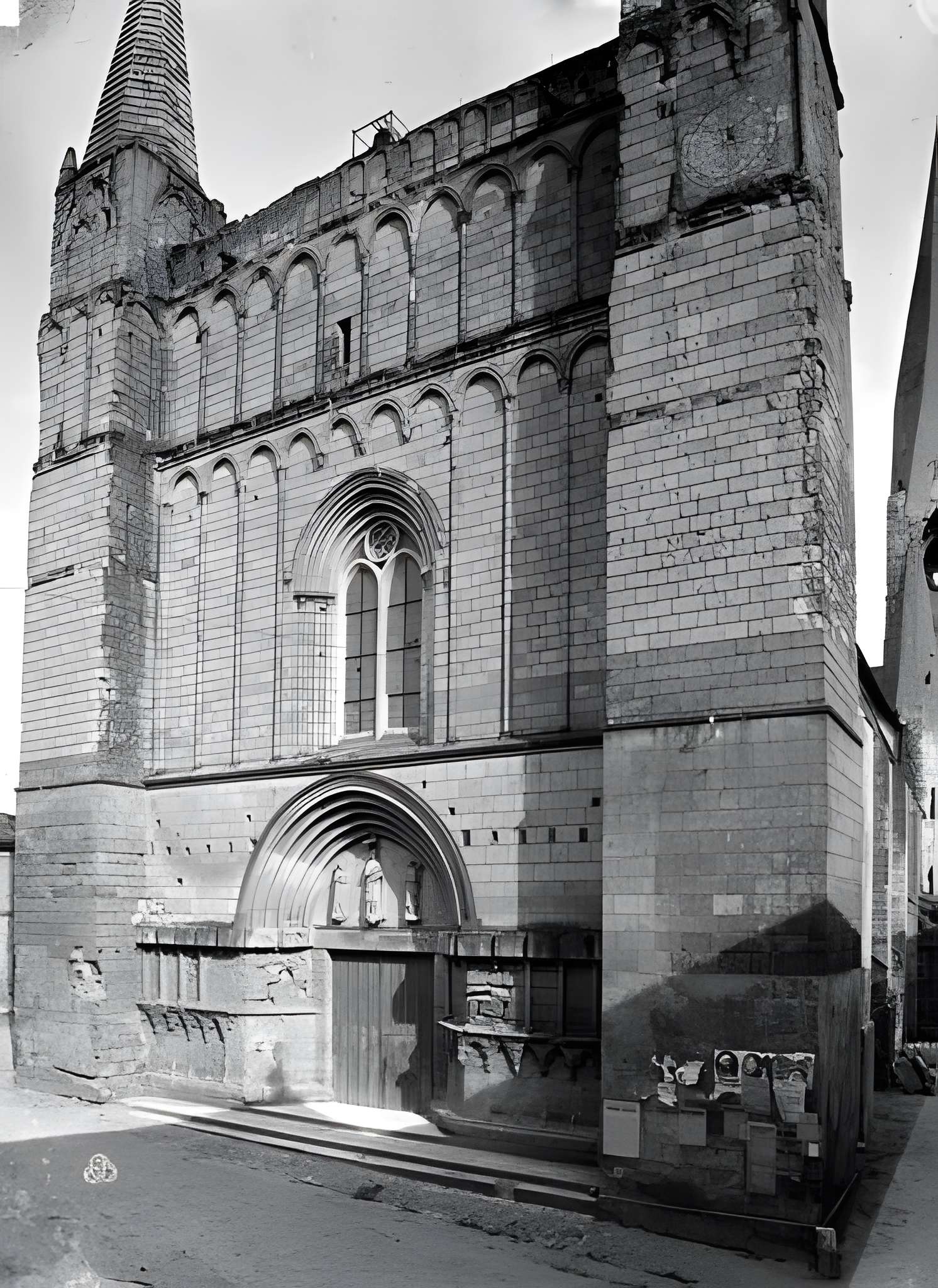 Église Notre-Dame du Puy-Notre-Dame 