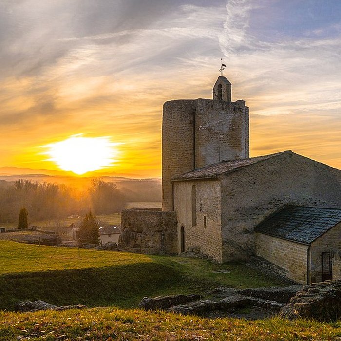 Photo de Église Notre-Dame et croix de pierre de Vals