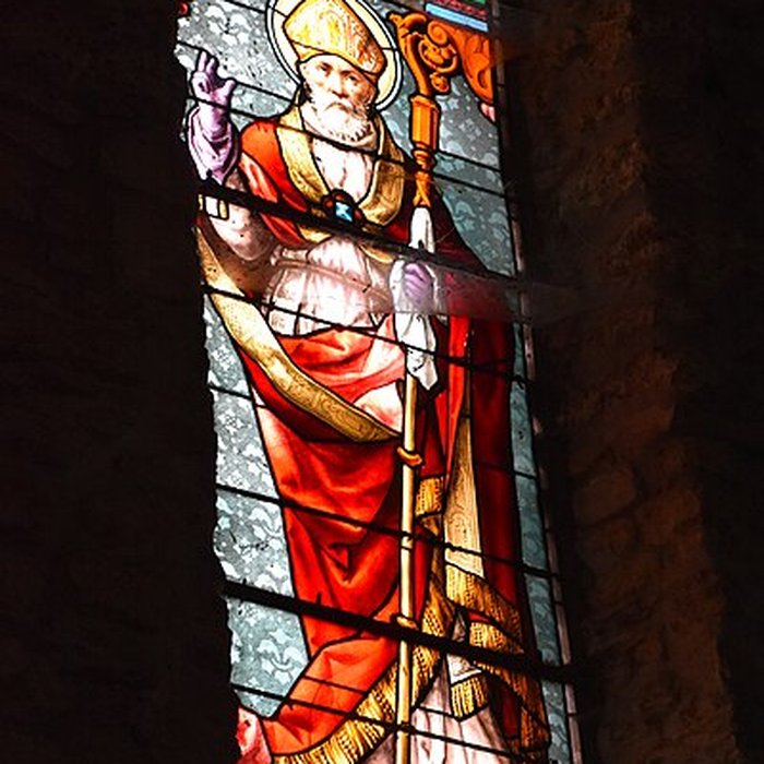 Photo de Église Notre-Dame et croix de pierre de Vals