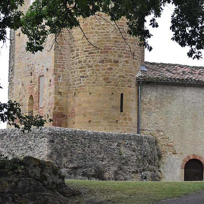 Photo de Église Notre-Dame et croix de pierre de Vals