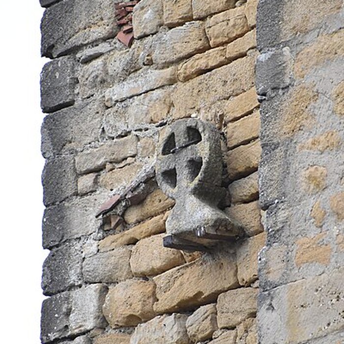 Photo de Église Notre-Dame et croix de pierre de Vals