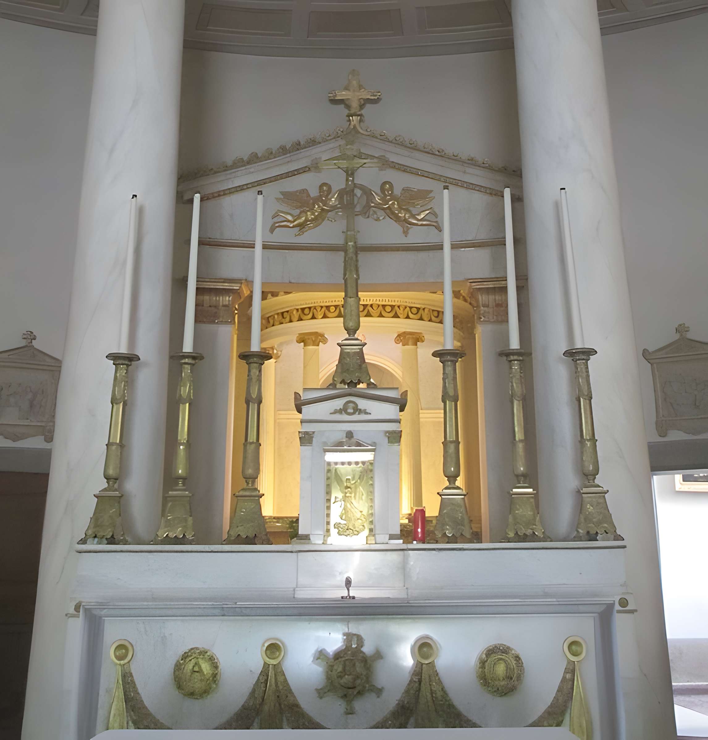 Église Notre-Dame et Saint-André de Ferney-Voltaire