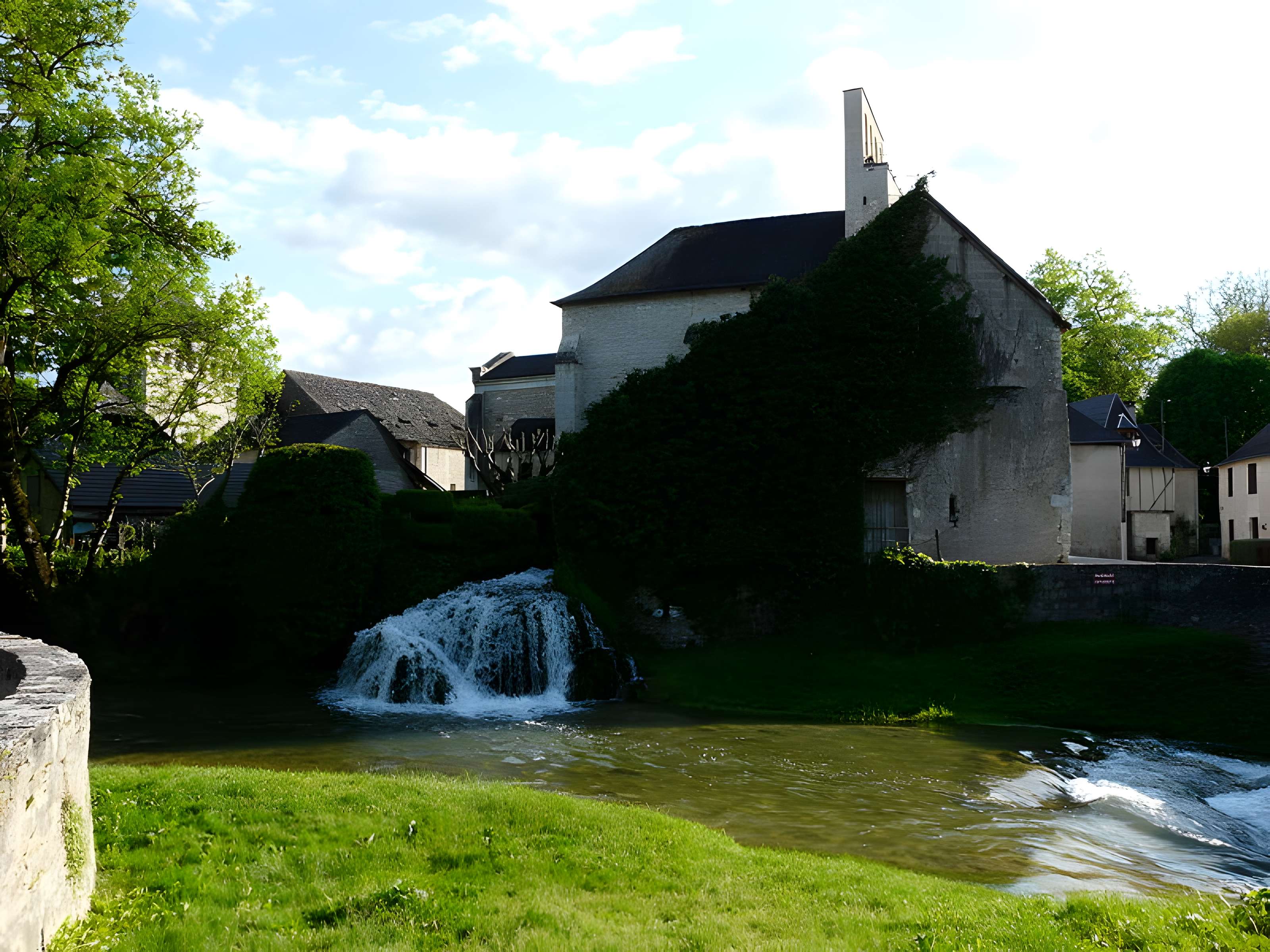 Église Notre-Dame et Saint-Jean-Baptiste de Condat-sur-Vézère