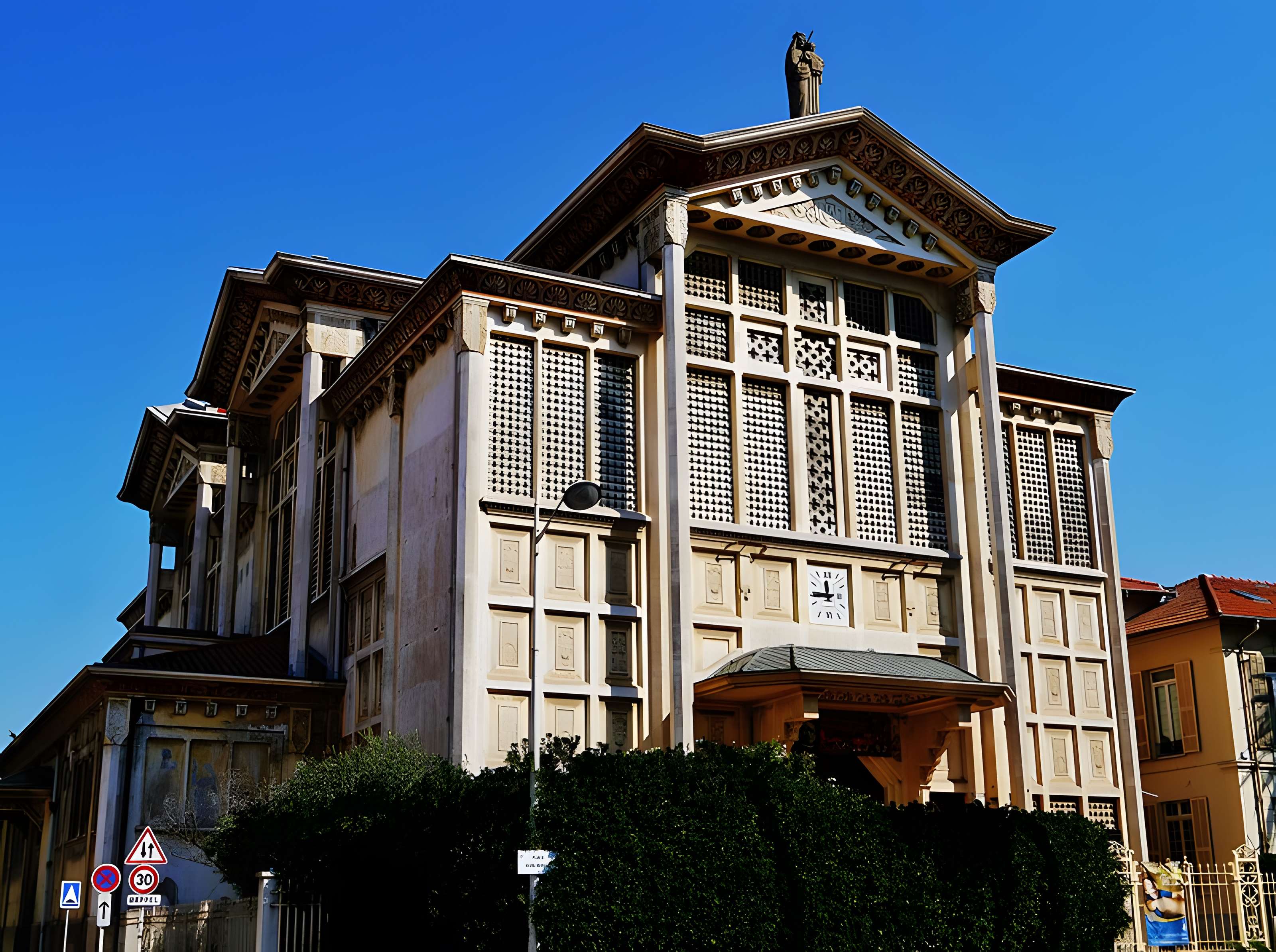 Église Notre-Dame-Auxiliatrice de Nice  