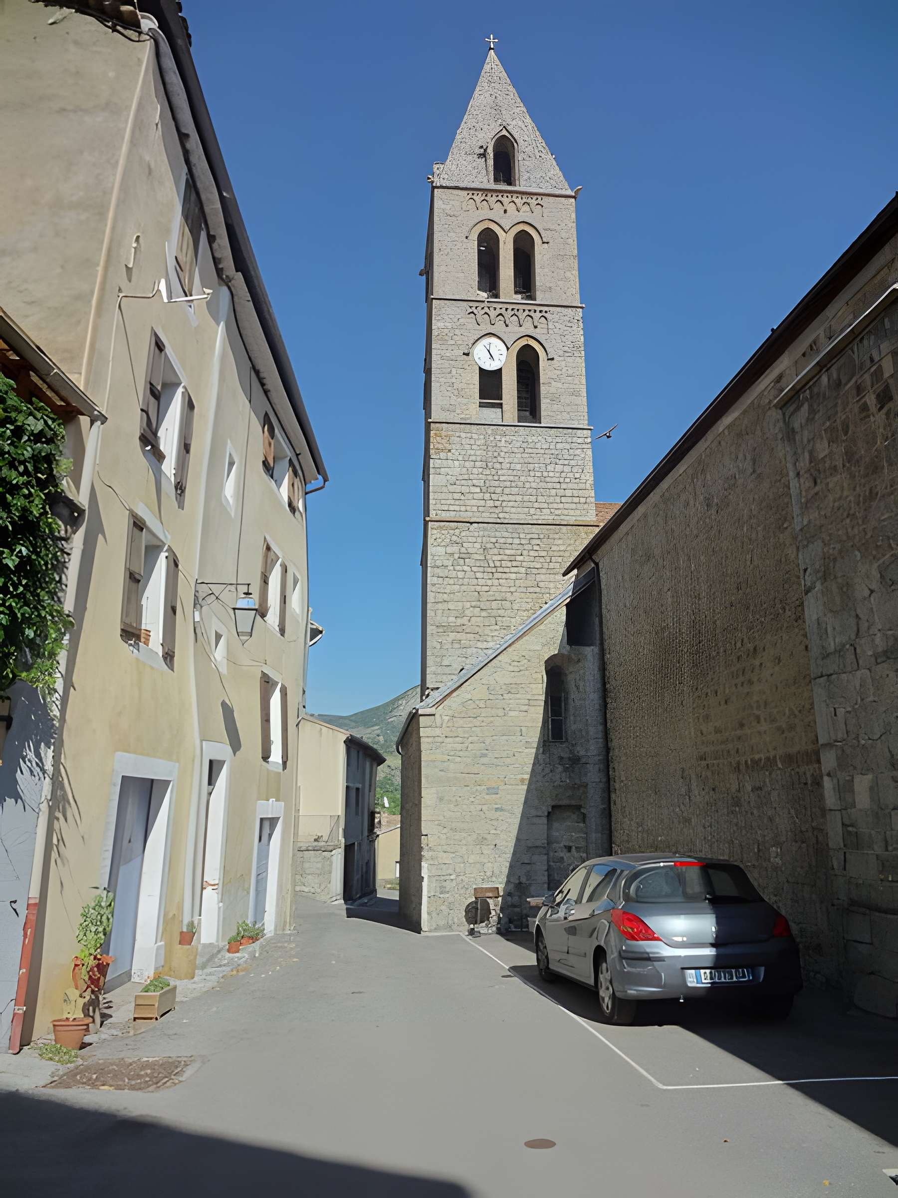 Église Notre-Dame-de-Bethléem de Bayons
