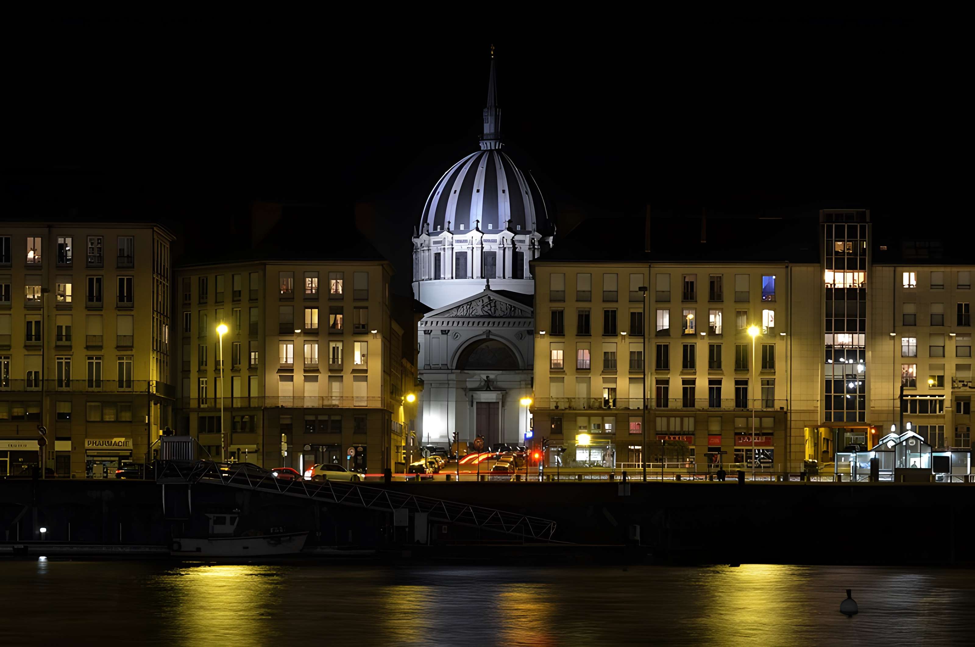 Église Notre-Dame-de-Bon-Port de Nantes