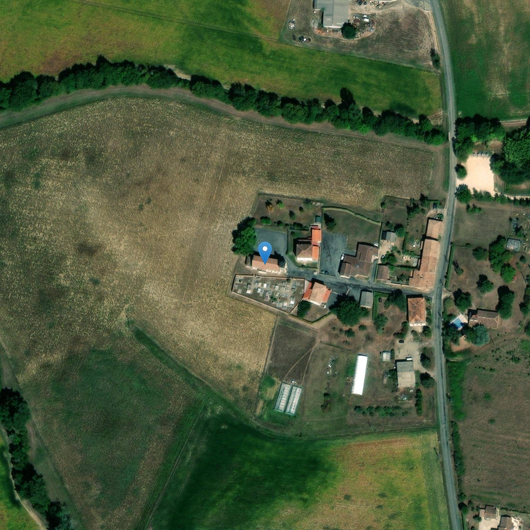 Photo de サン・ピエール・デ・セント・ピエール・ド・カヴェル教会