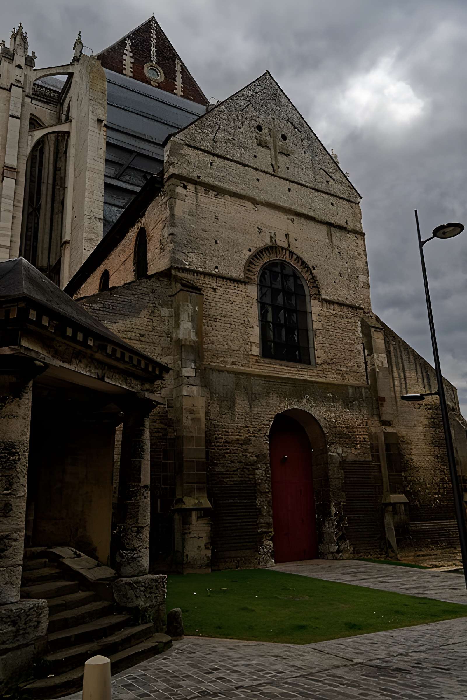 Église Notre-Dame-de-la-Basse-oeuvre de Beauvais