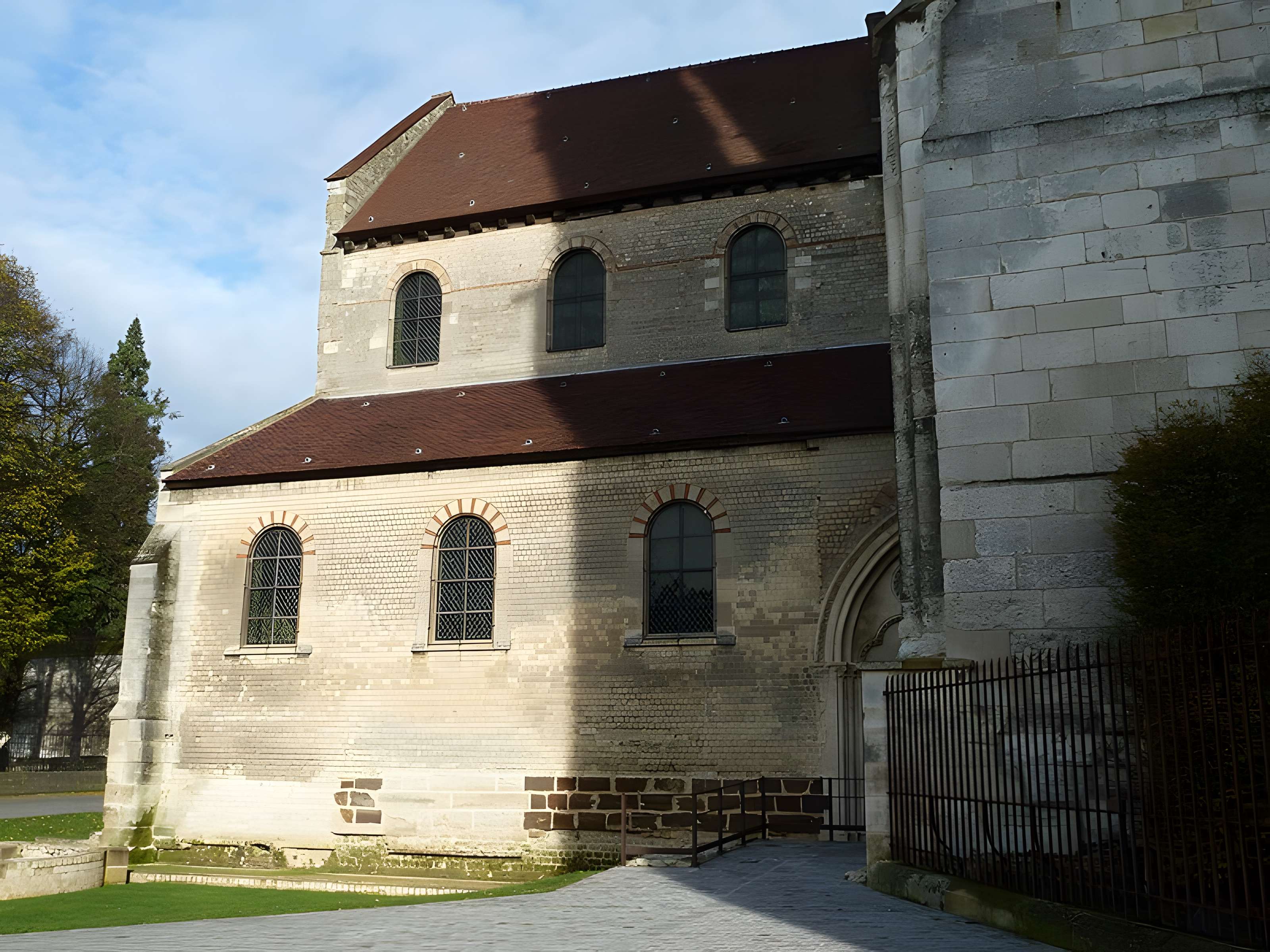 Église Notre-Dame-de-la-Basse-oeuvre de Beauvais
