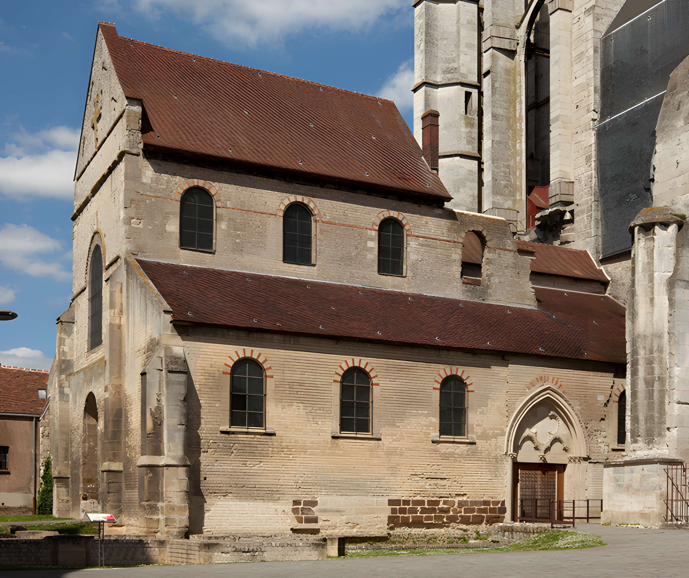 Église Notre-Dame-de-la-Basse-oeuvre de Beauvais