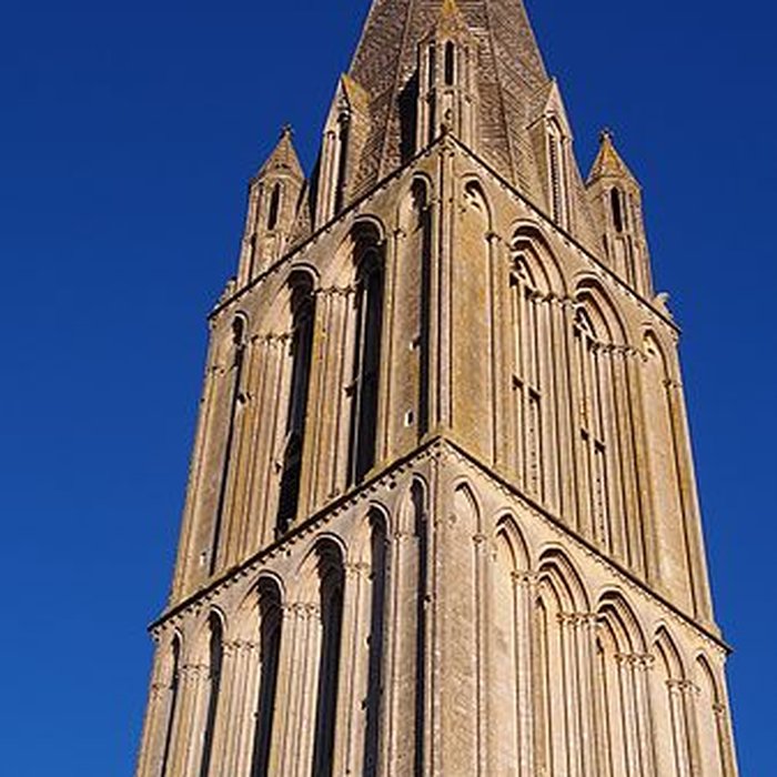 Photo de Église Notre-Dame-de-la-Nativité de Bernières-sur-Mer