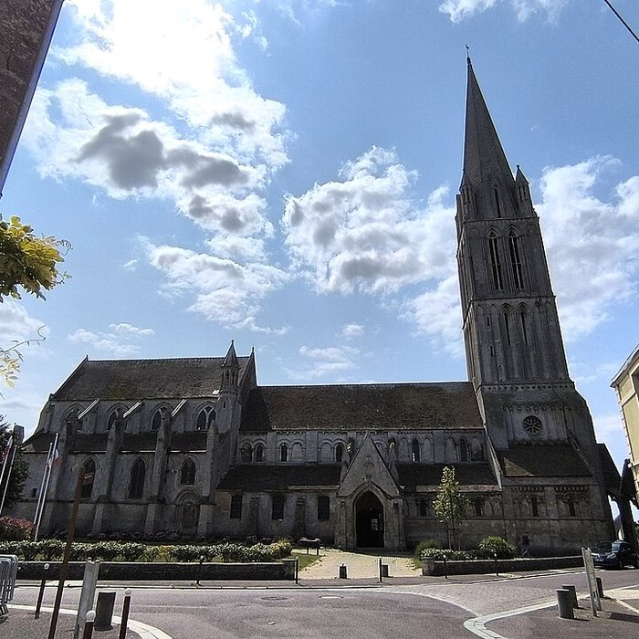 Photo de Église Notre-Dame-de-la-Nativité de Bernières-sur-Mer