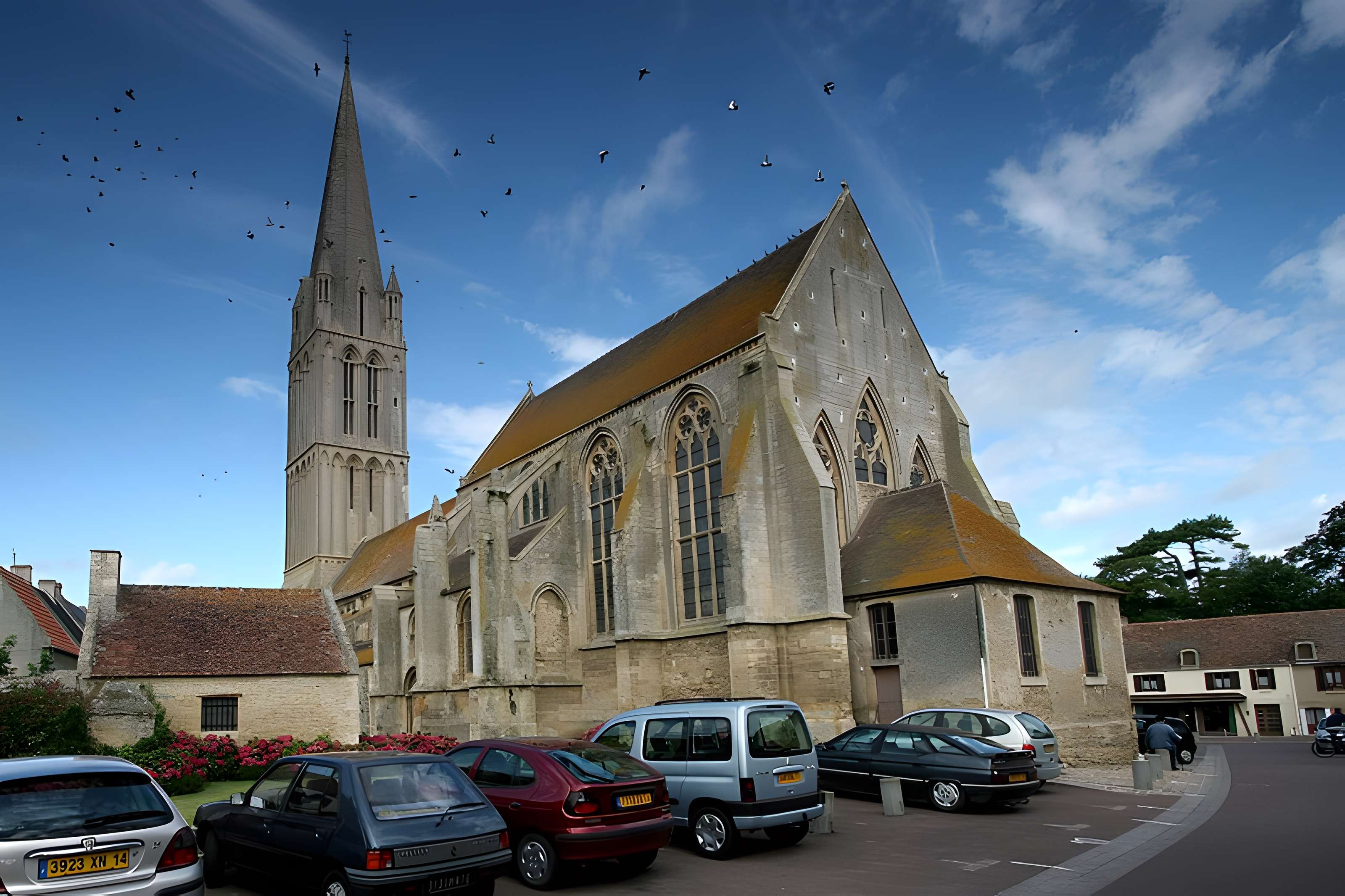 Église Notre-Dame-de-la-Nativité de Bernières-sur-Mer
