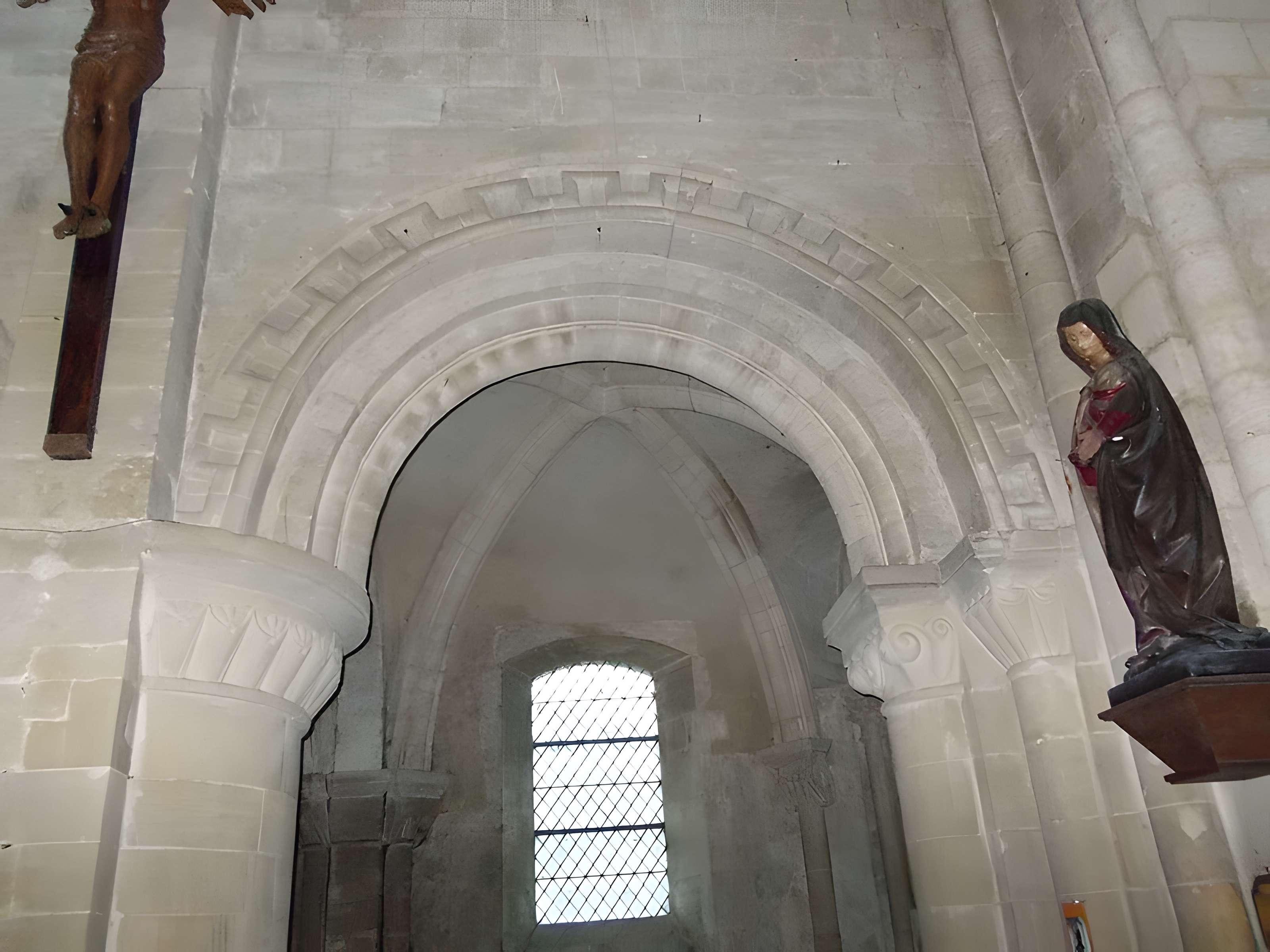 Église Notre-Dame-de-la-Nativité de Bernières-sur-Mer