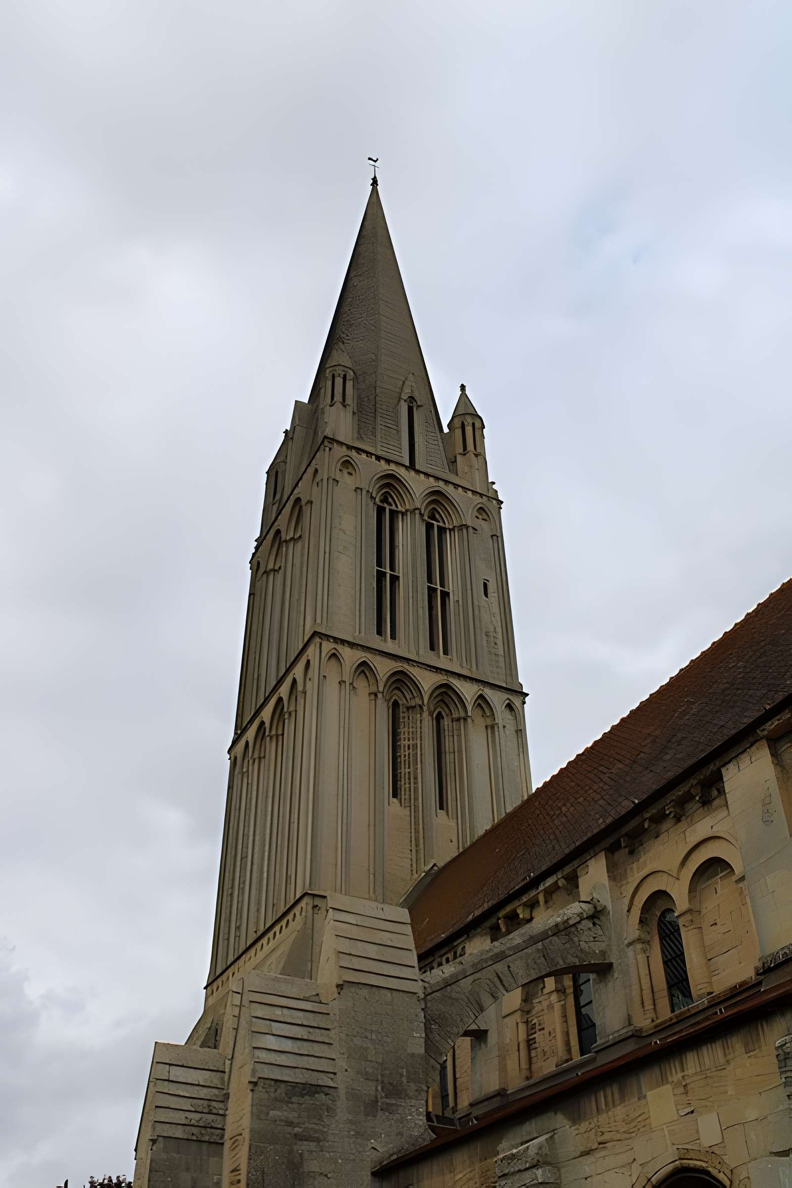 Église Notre-Dame-de-la-Nativité de Bernières-sur-Mer