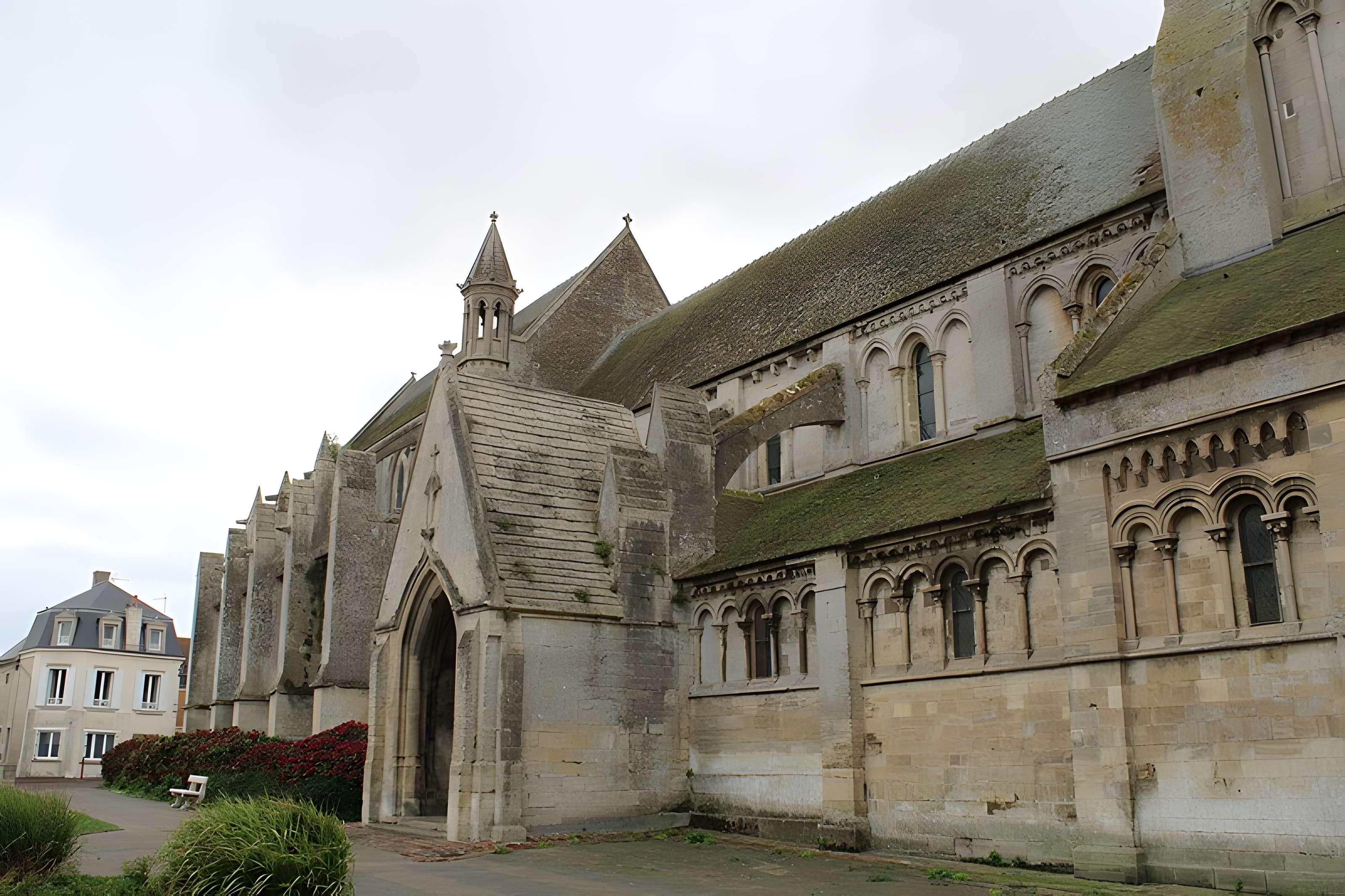 Église Notre-Dame-de-la-Nativité de Bernières-sur-Mer