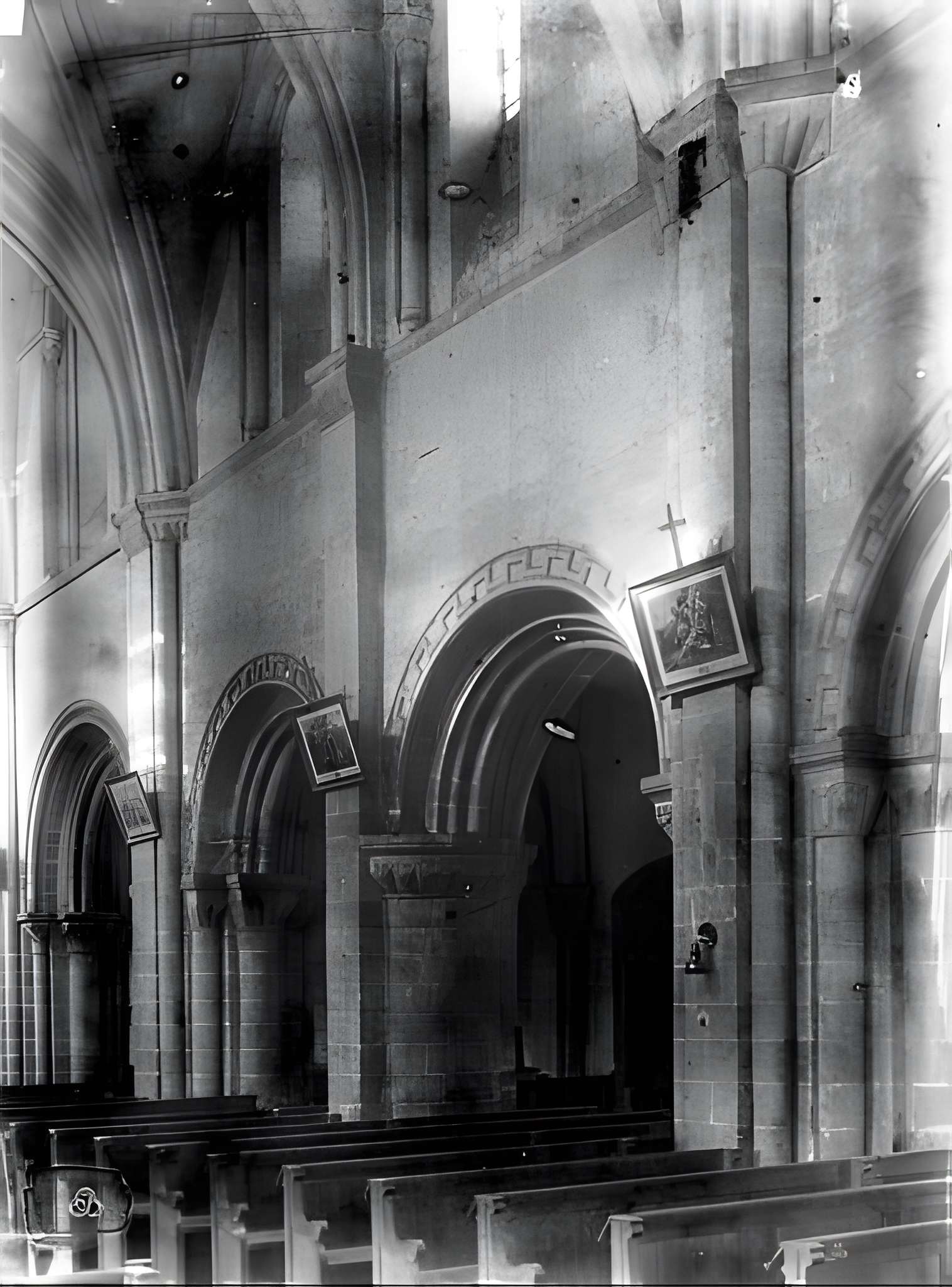 Église Notre-Dame-de-la-Nativité de Bernières-sur-Mer