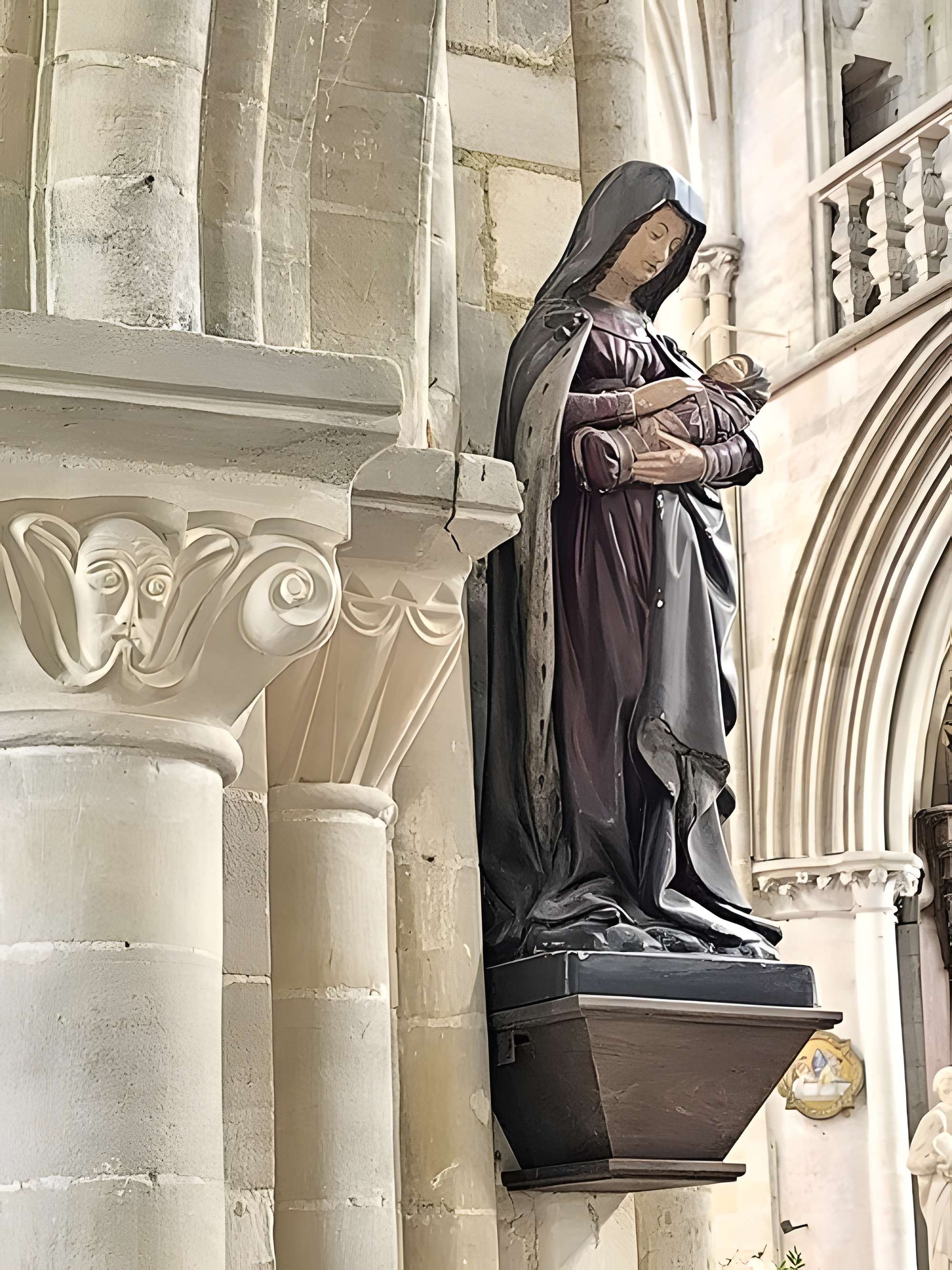 Église Notre-Dame-de-la-Nativité de Bernières-sur-Mer