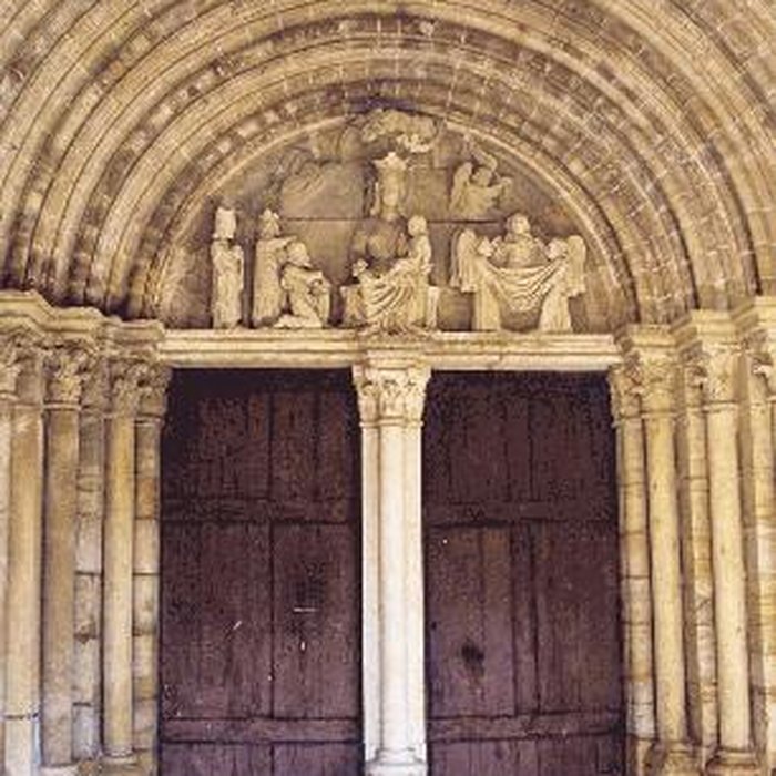 Photo de Église Notre-Dame-de-la-Nativité de Pontaubert