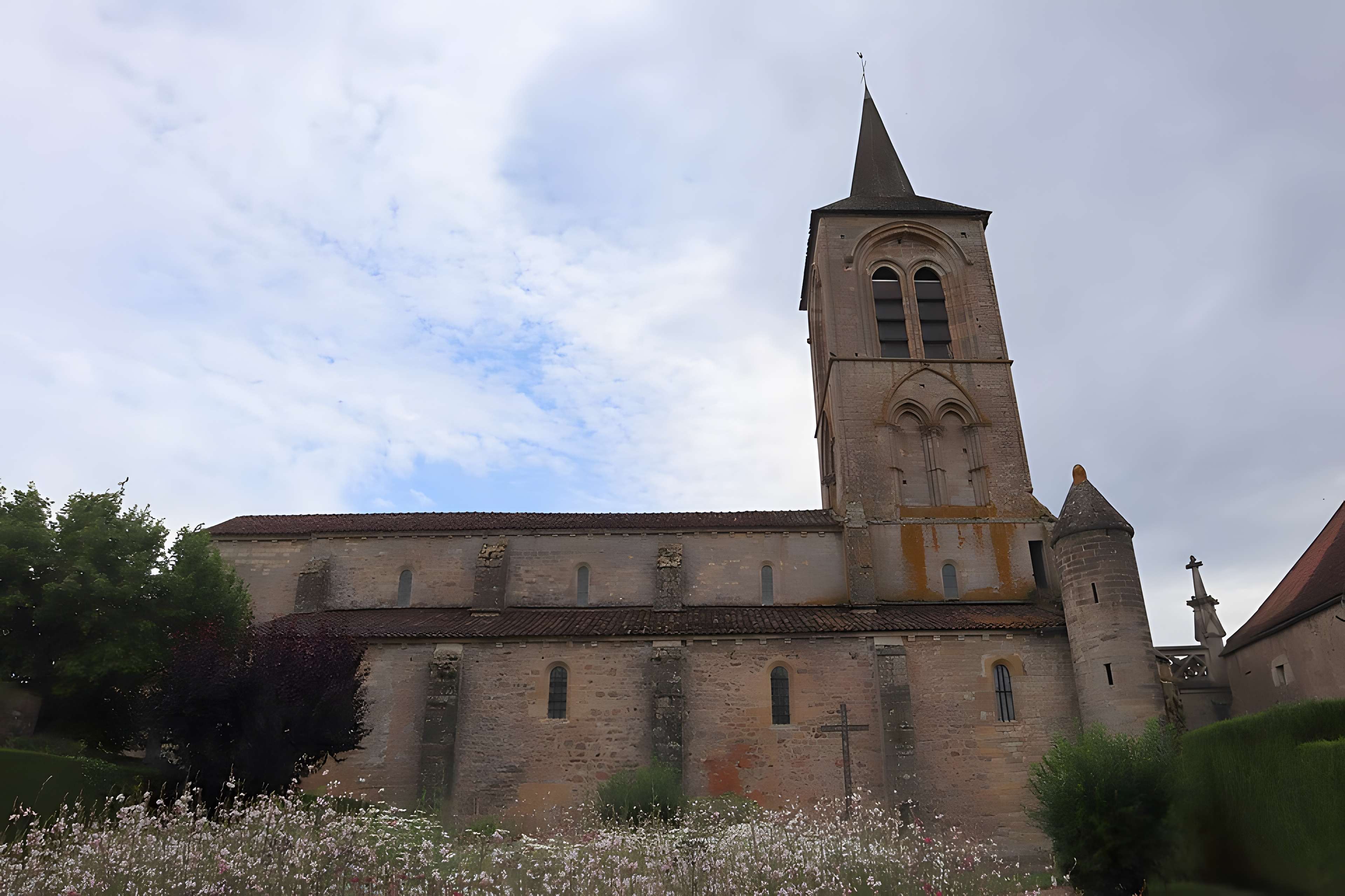 Église Notre-Dame-de-la-Nativité de Pontaubert