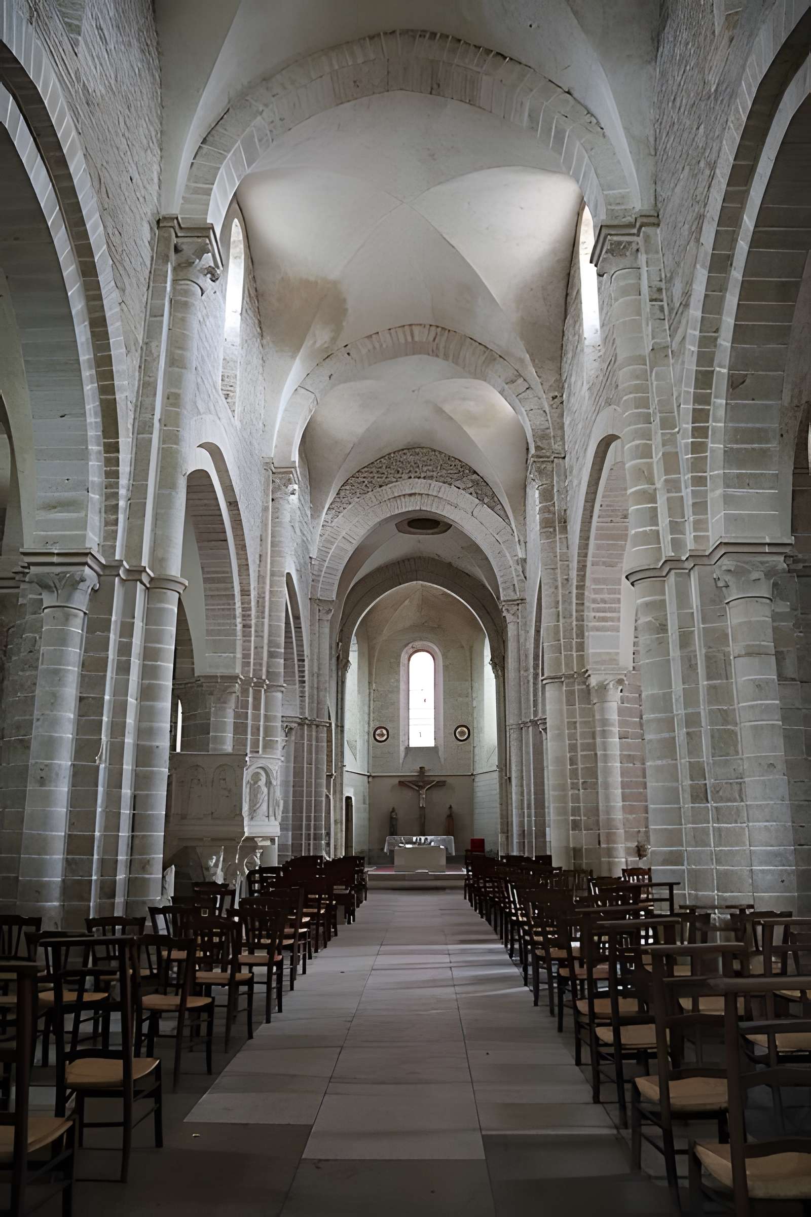 Église Notre-Dame-de-la-Nativité de Pontaubert