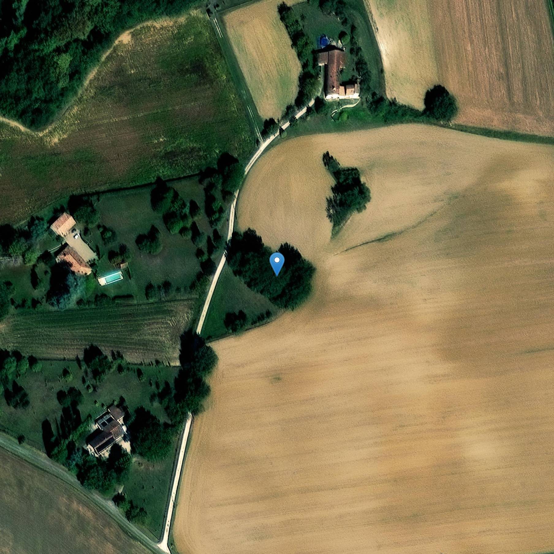 Photo de Saint-Arnaud de Bonnefond チャーチ