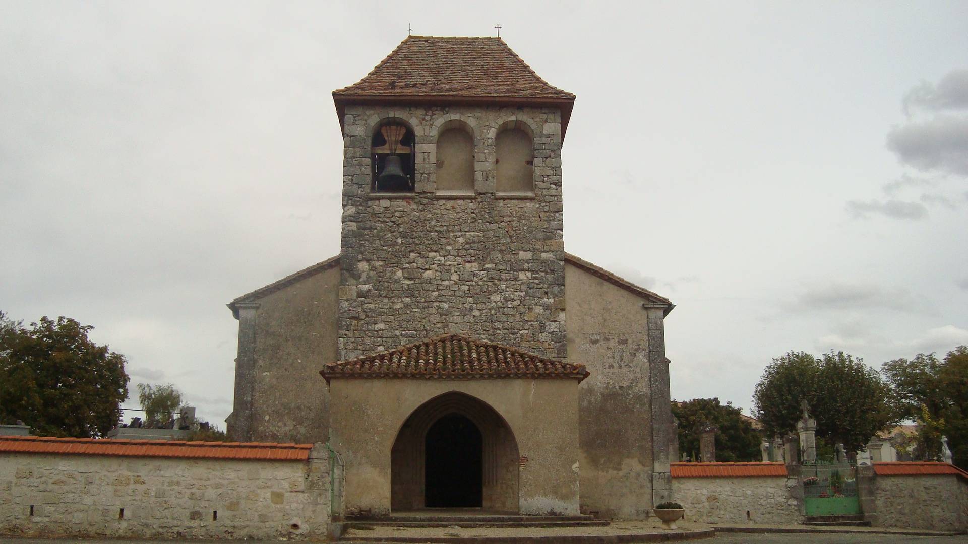 Photo de Chiesa di Saint Colombe de Sainte-Colombe de Villeneuve