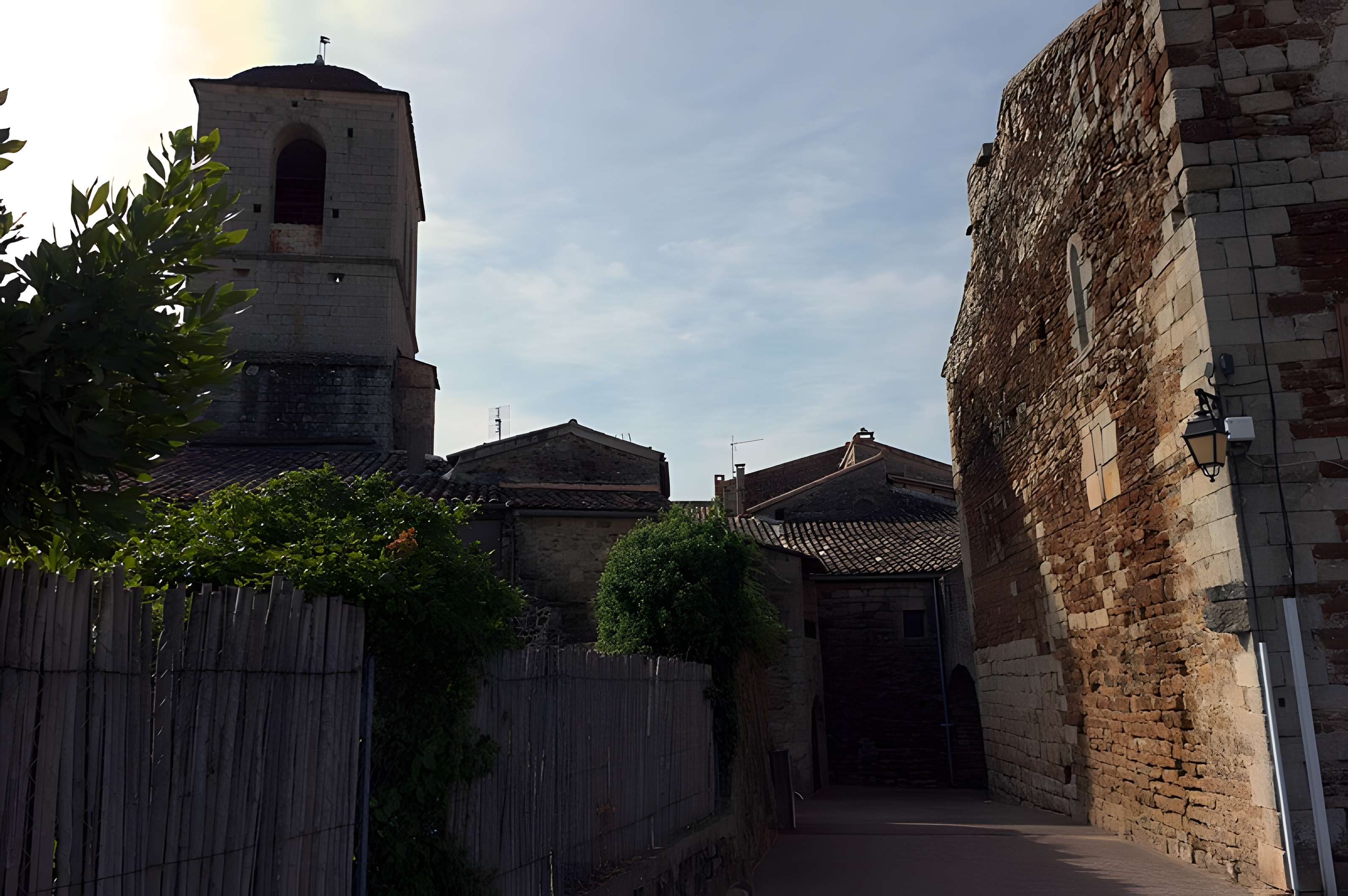 Église Notre-Dame-de-l'Annonciation de Vinezac