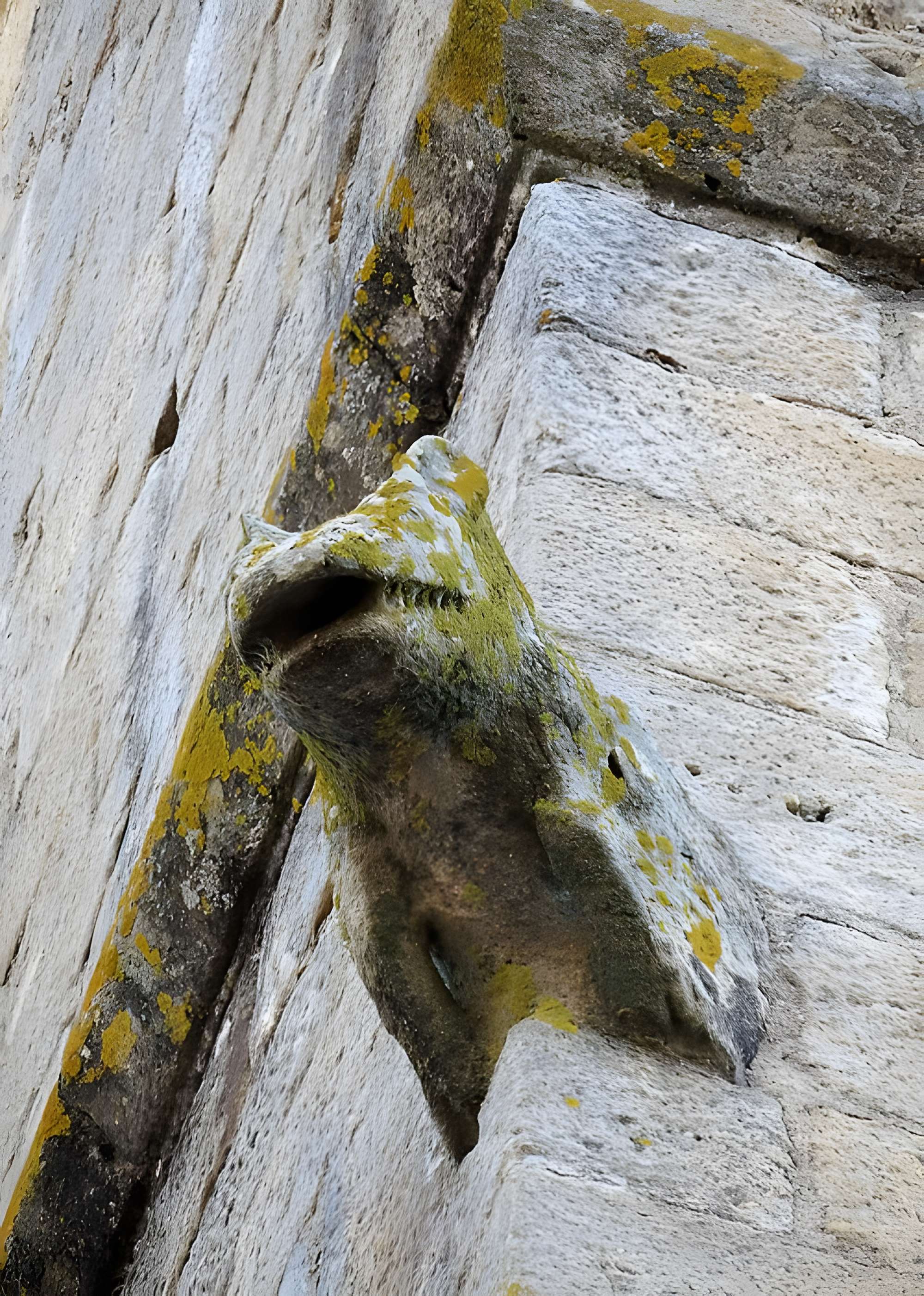 Église Notre-Dame-de-l'Annonciation de Vinezac