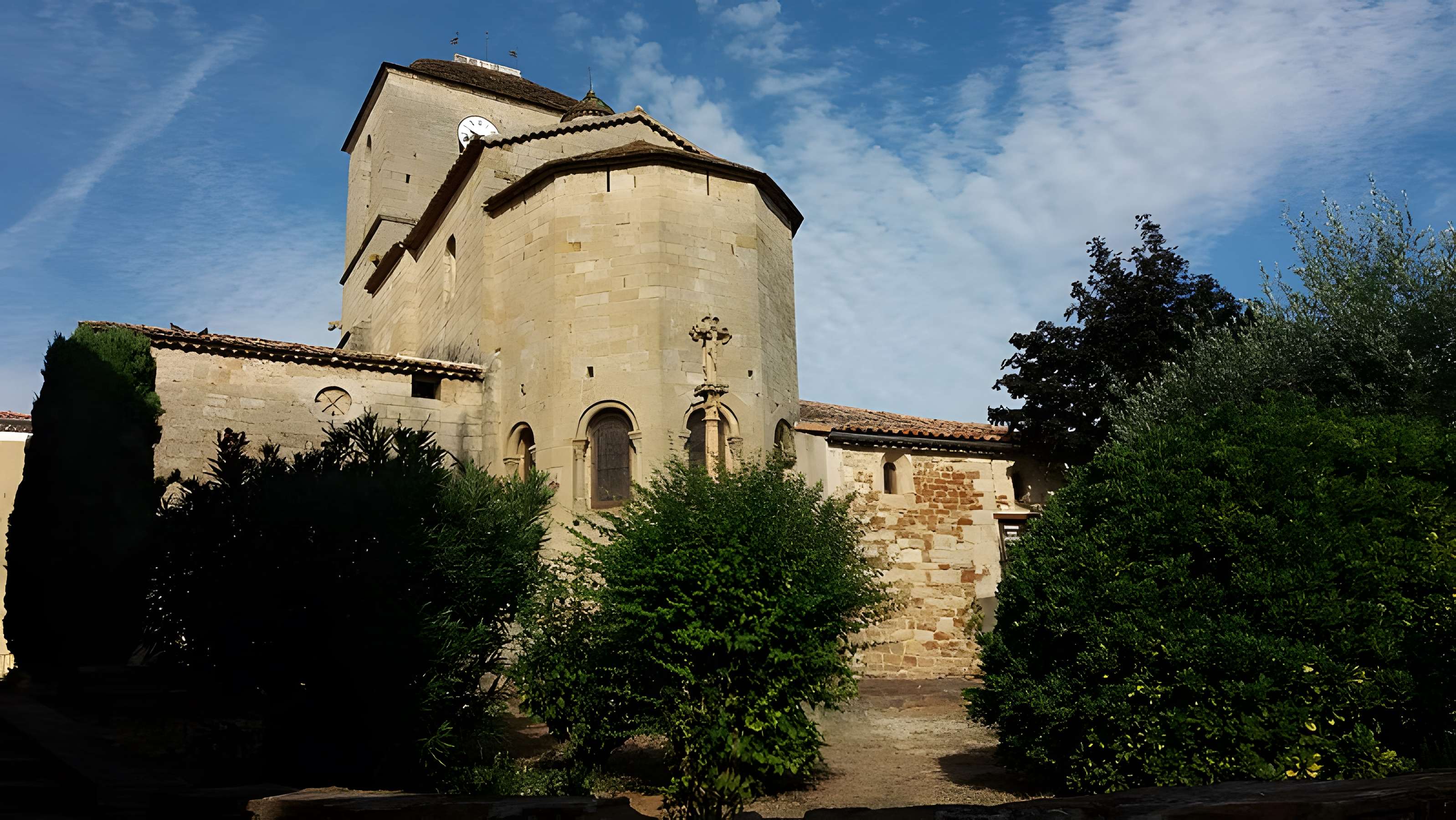 Église Notre-Dame-de-l'Annonciation de Vinezac