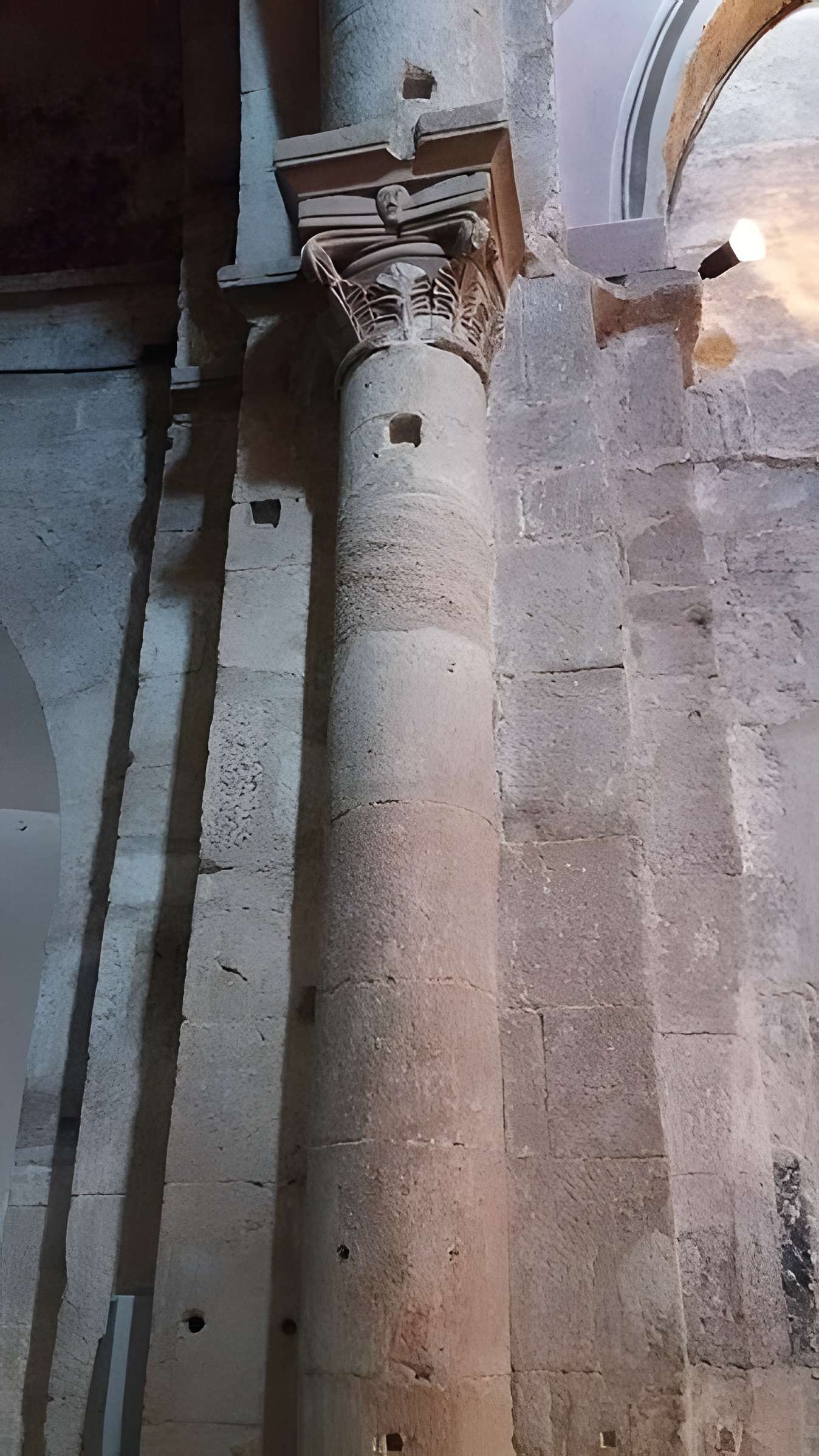 Église Notre-Dame-de-l'Annonciation de Vinezac