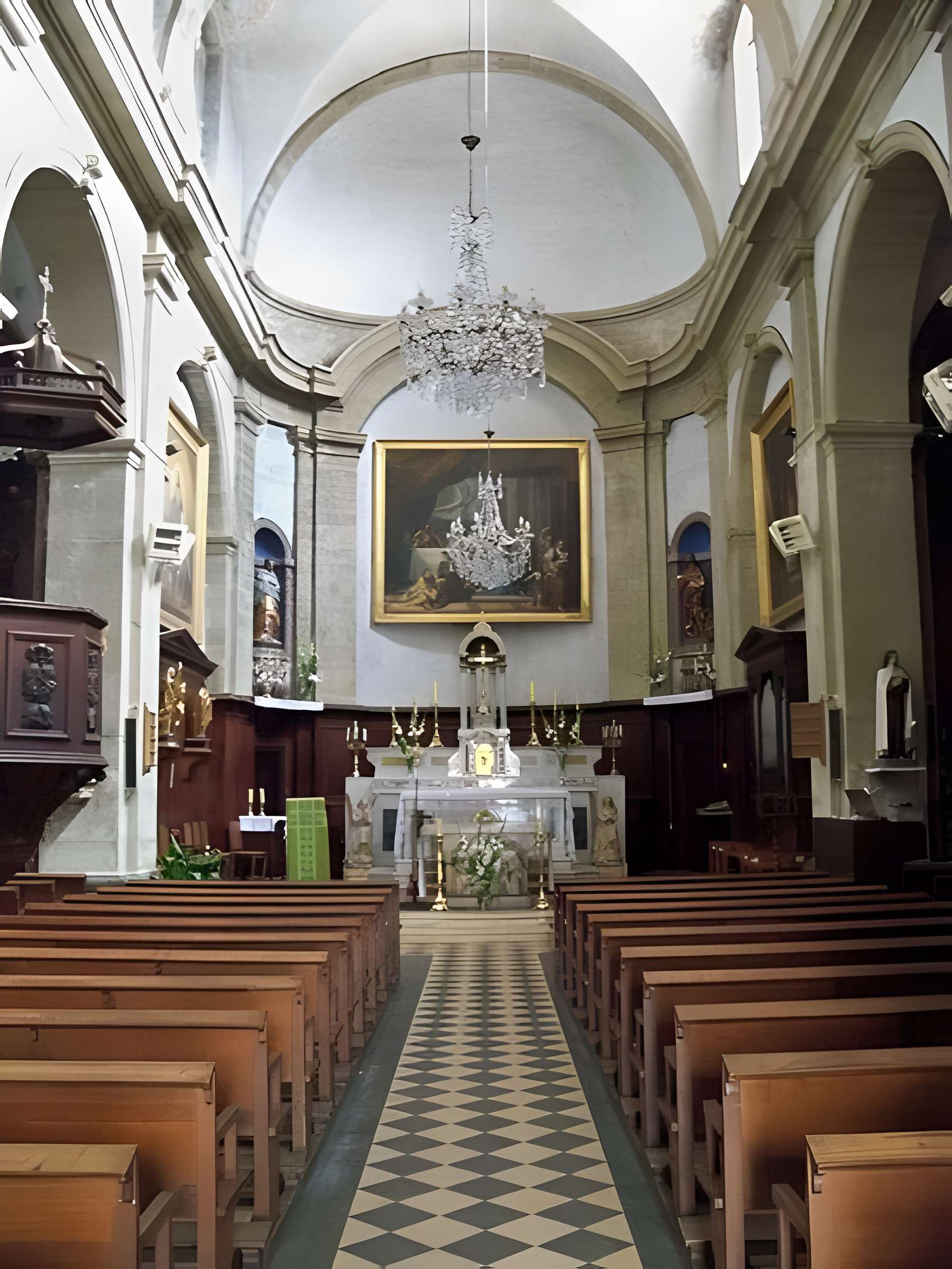 Église Notre-Dame-de-la-Purification de Lauris 