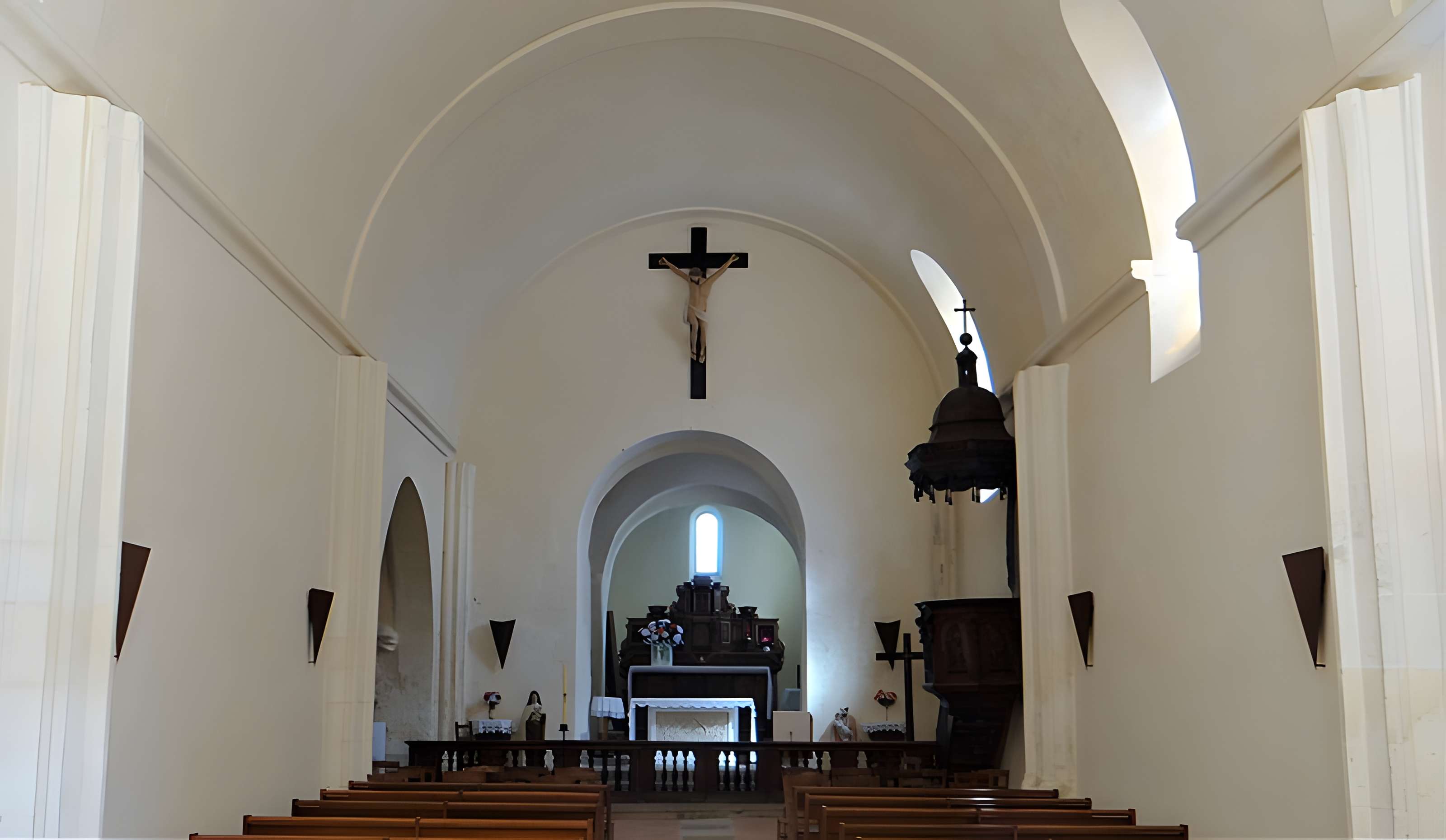 Église Notre-Dame-de-l'Assomption d'Atur